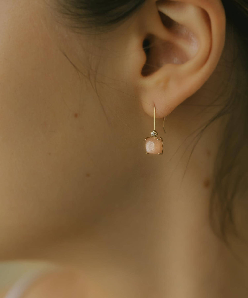 10K Gold Square Gemstone Earrings | LACHTARA-TVA