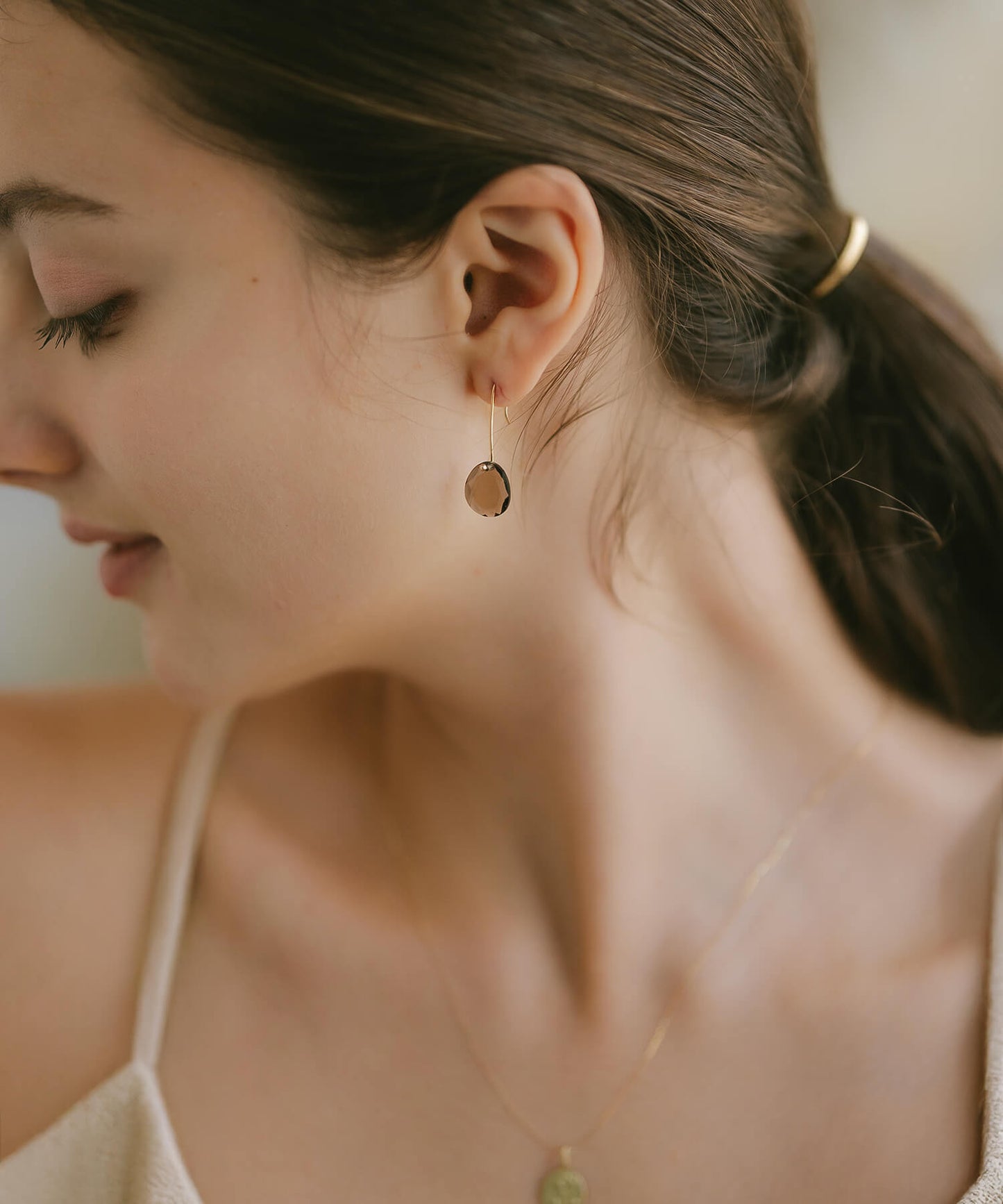 K10 Smoky Quartz Earrings | LACHTARA-FYRA PIERCE