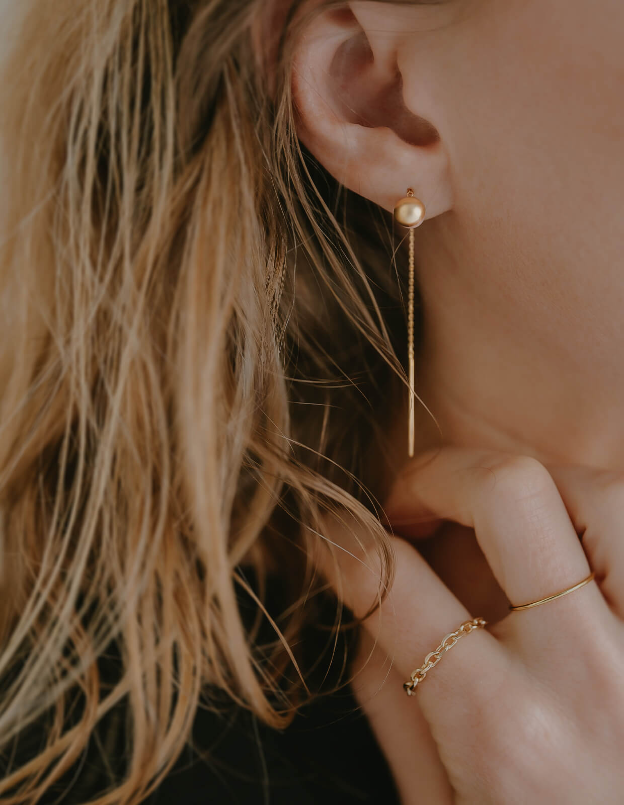 18K Gold Elegant Pearl Chain Earrings | PRENDOR HAPA