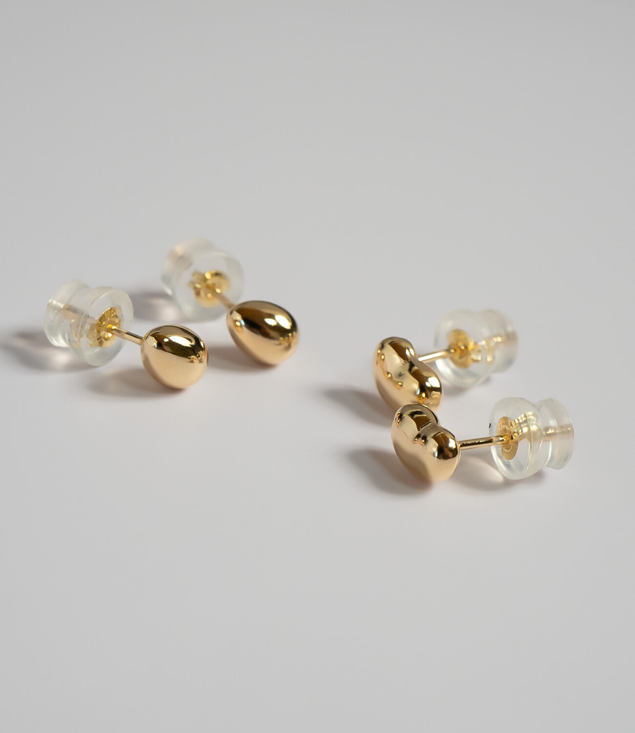 18K Gold Tiny Studs Earrings | MOLLICA