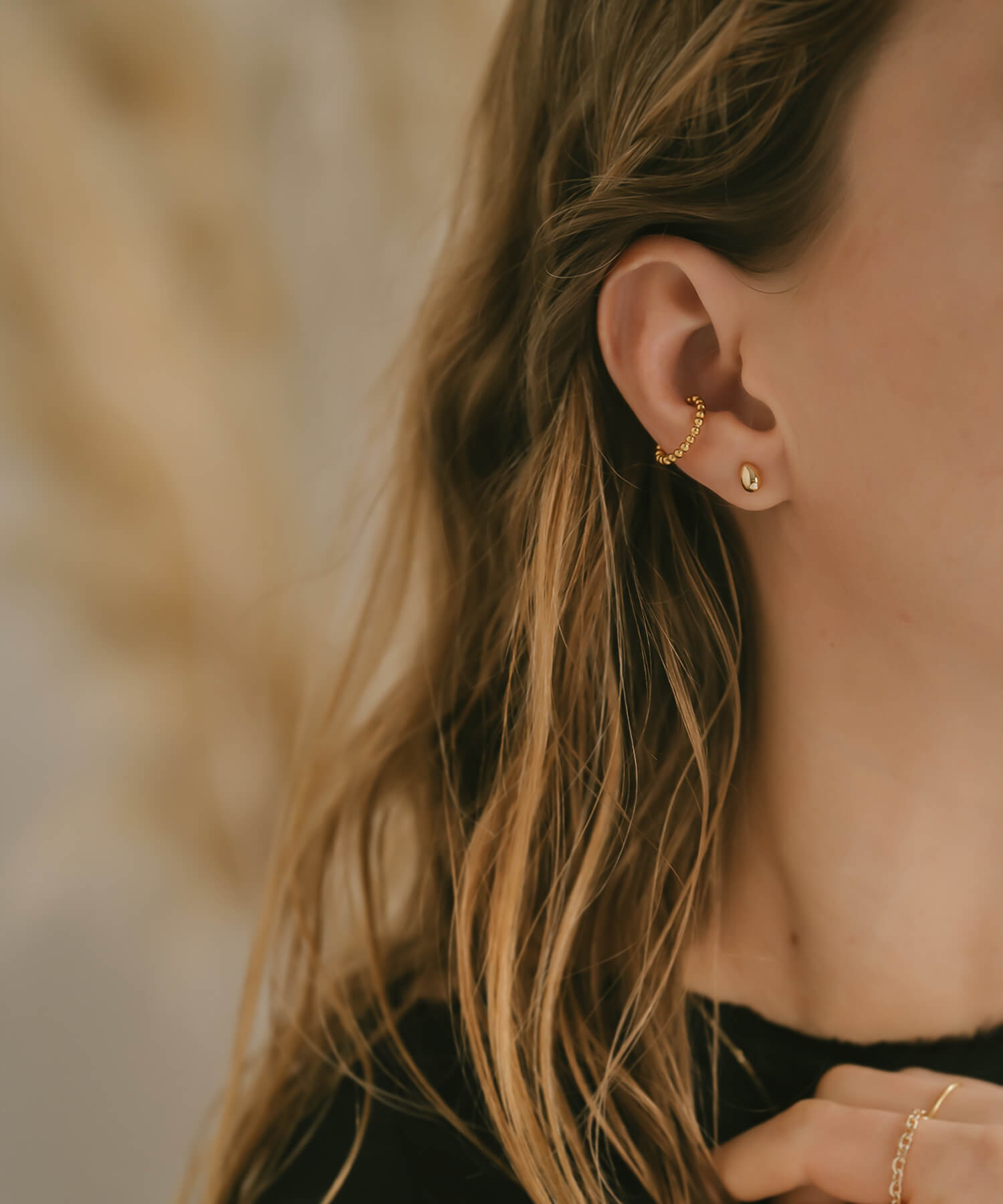 18K Gold Tiny Studs Earrings | MOLLICA