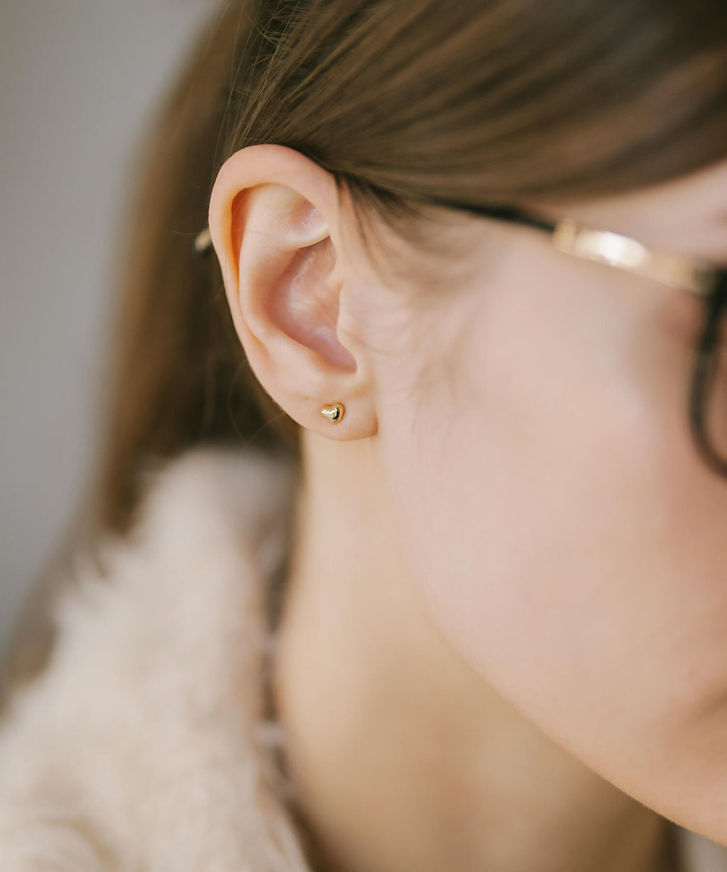18K Gold Tiny Studs Earrings | MOLLICA