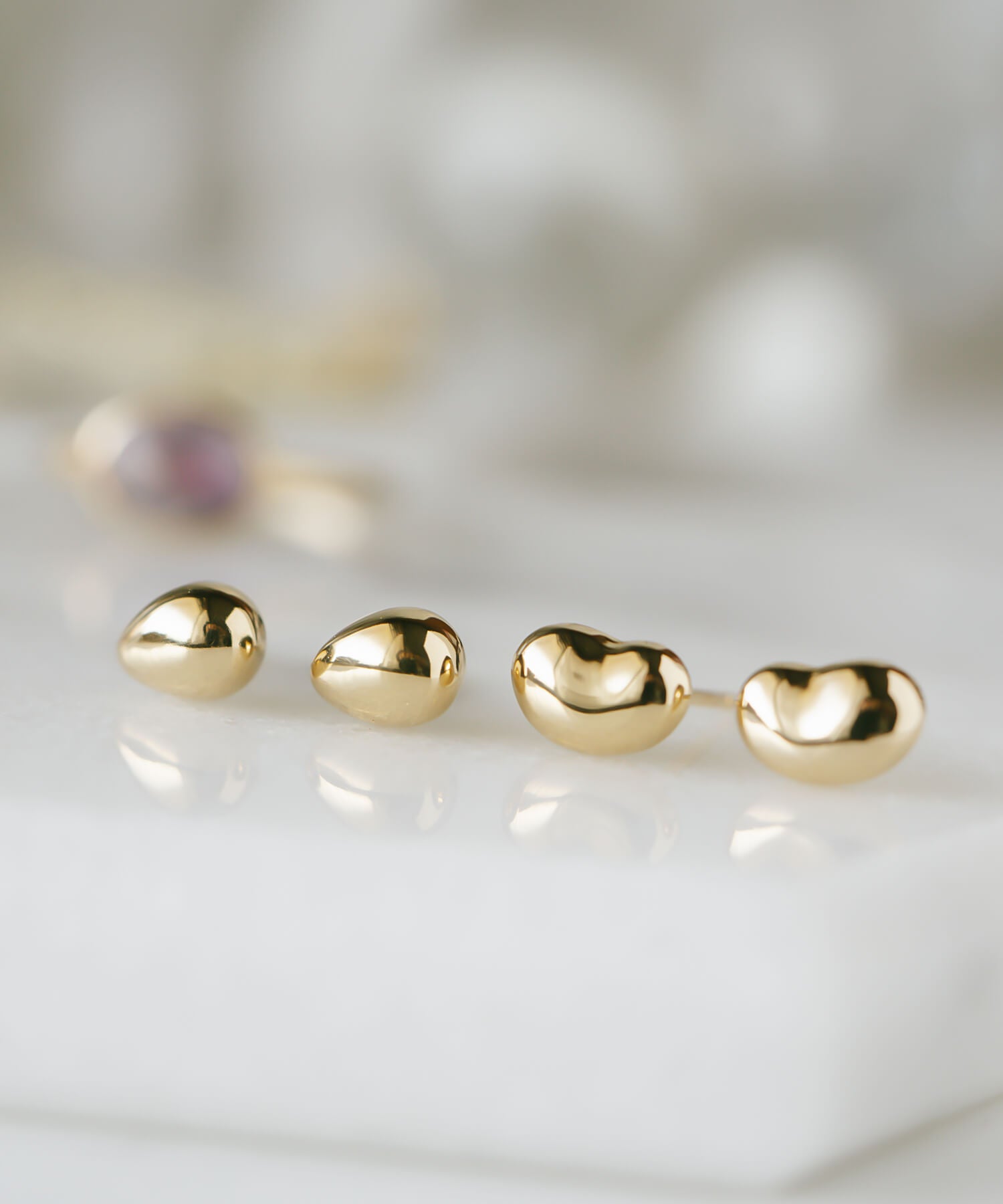 18K Gold Tiny Studs Earrings | MOLLICA