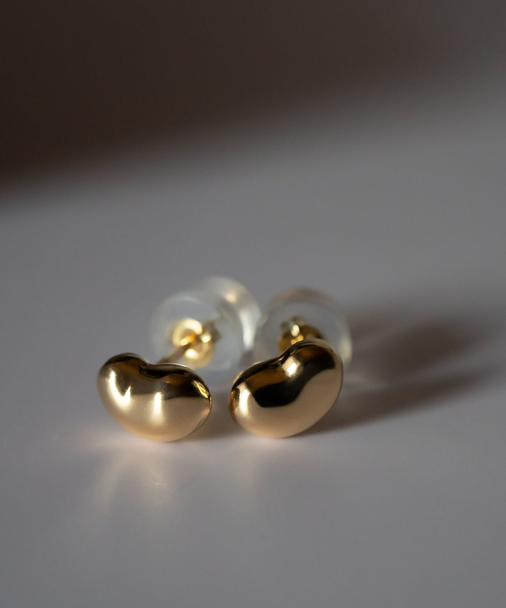 18K Gold Tiny Studs Earrings | MOLLICA