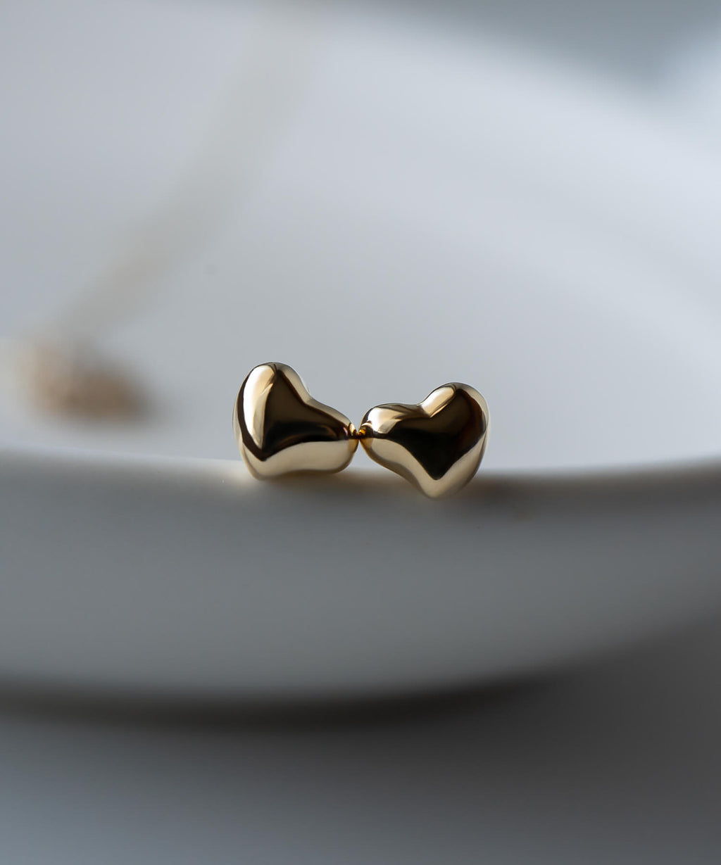 18K Gold Tiny Studs Earrings | MOLLICA
