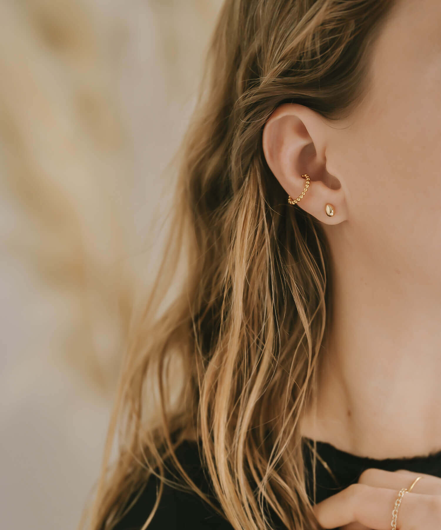 18K Gold Tiiny Studs Earrings | MOLLICA-GRAND