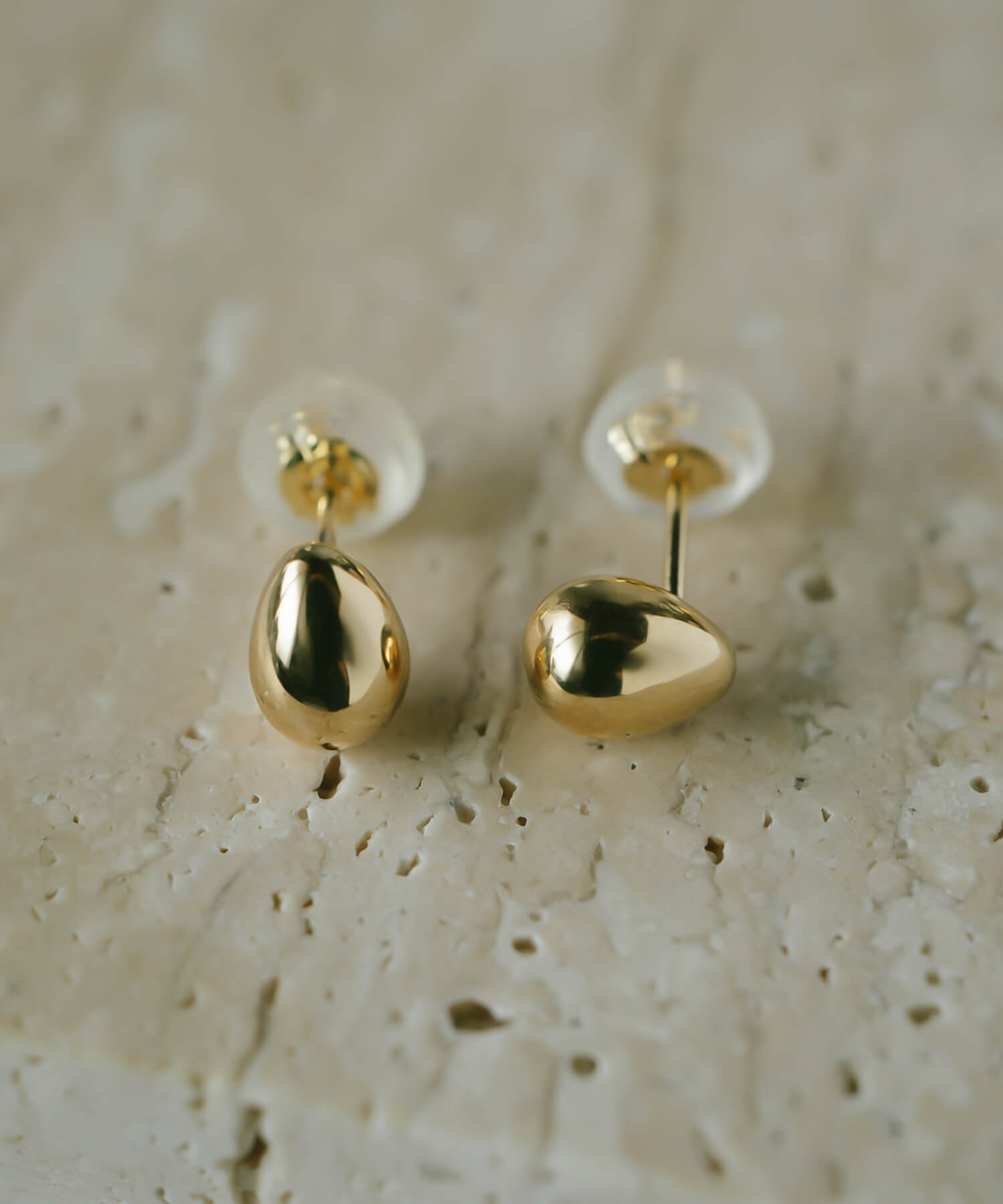 18K Gold Tiiny Studs Earrings | MOLLICA-GRAND