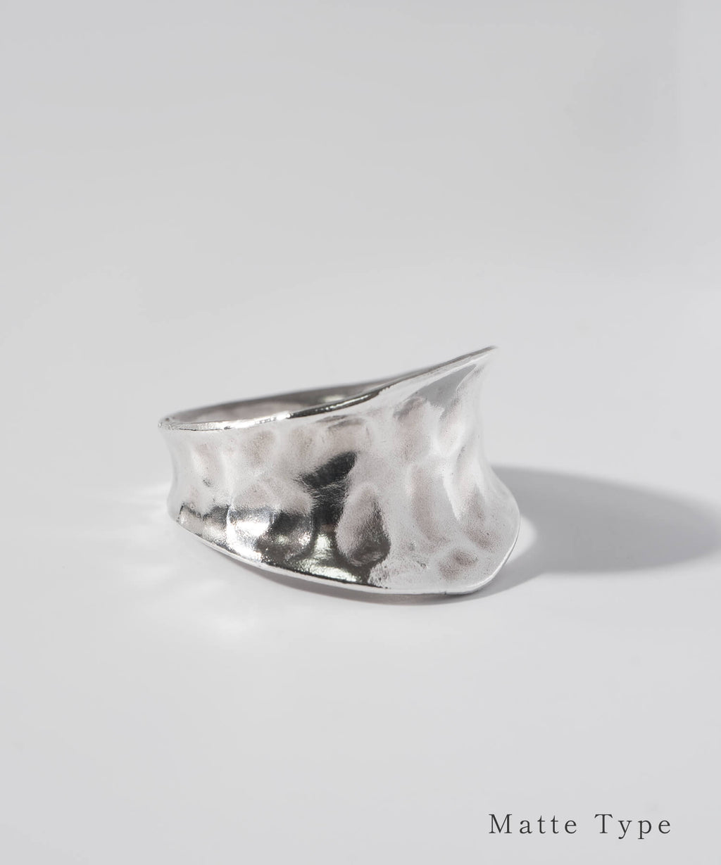 925 Sterling Silver Hammered Wide Ring | MOONU