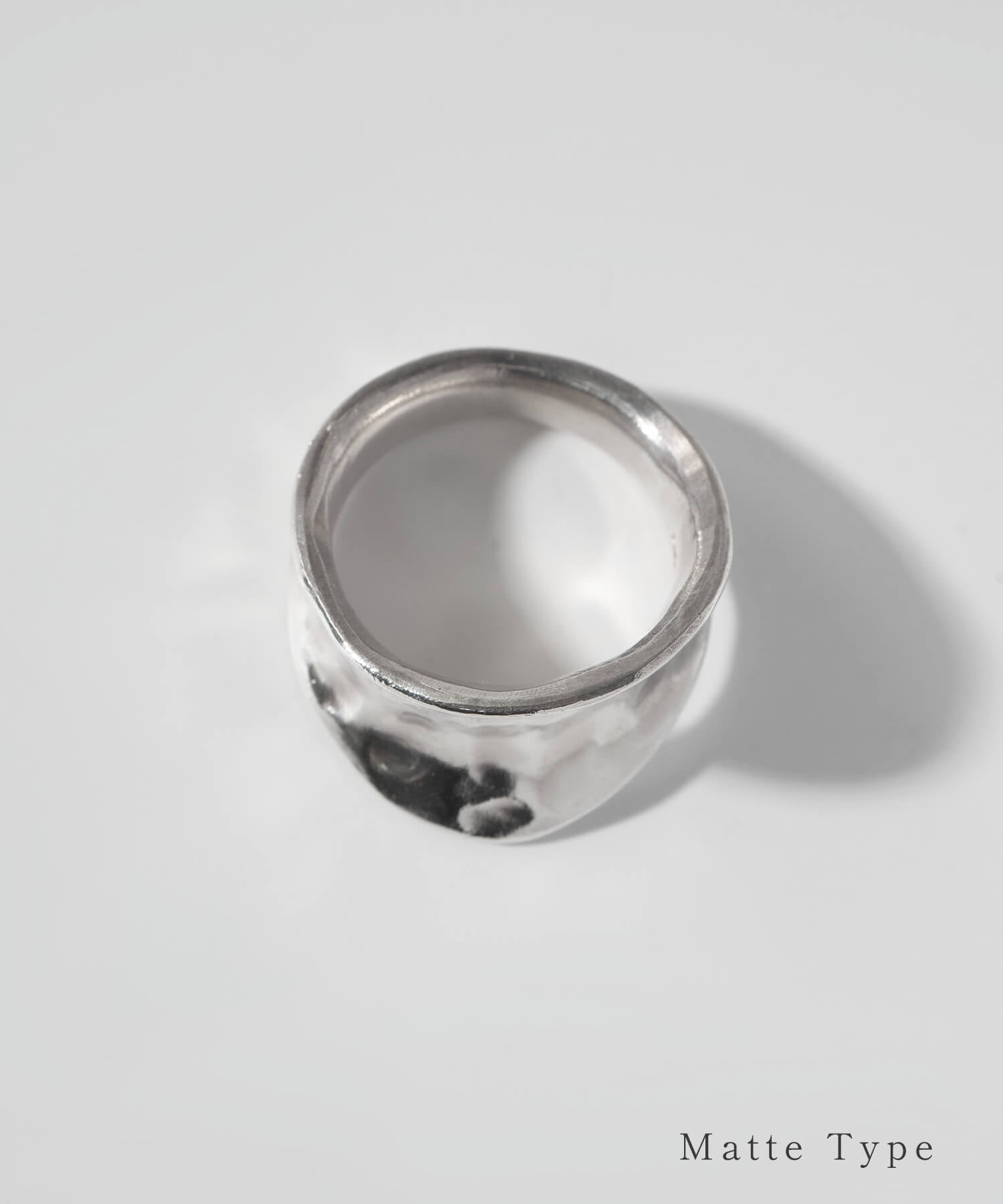 925 Sterling Silver Hammered Wide Ring | MOONU