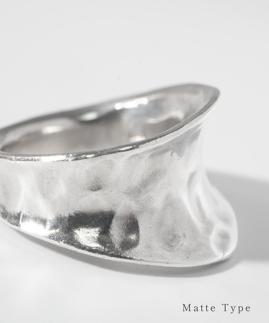 925 Sterling Silver Hammered Wide Ring | MOONU