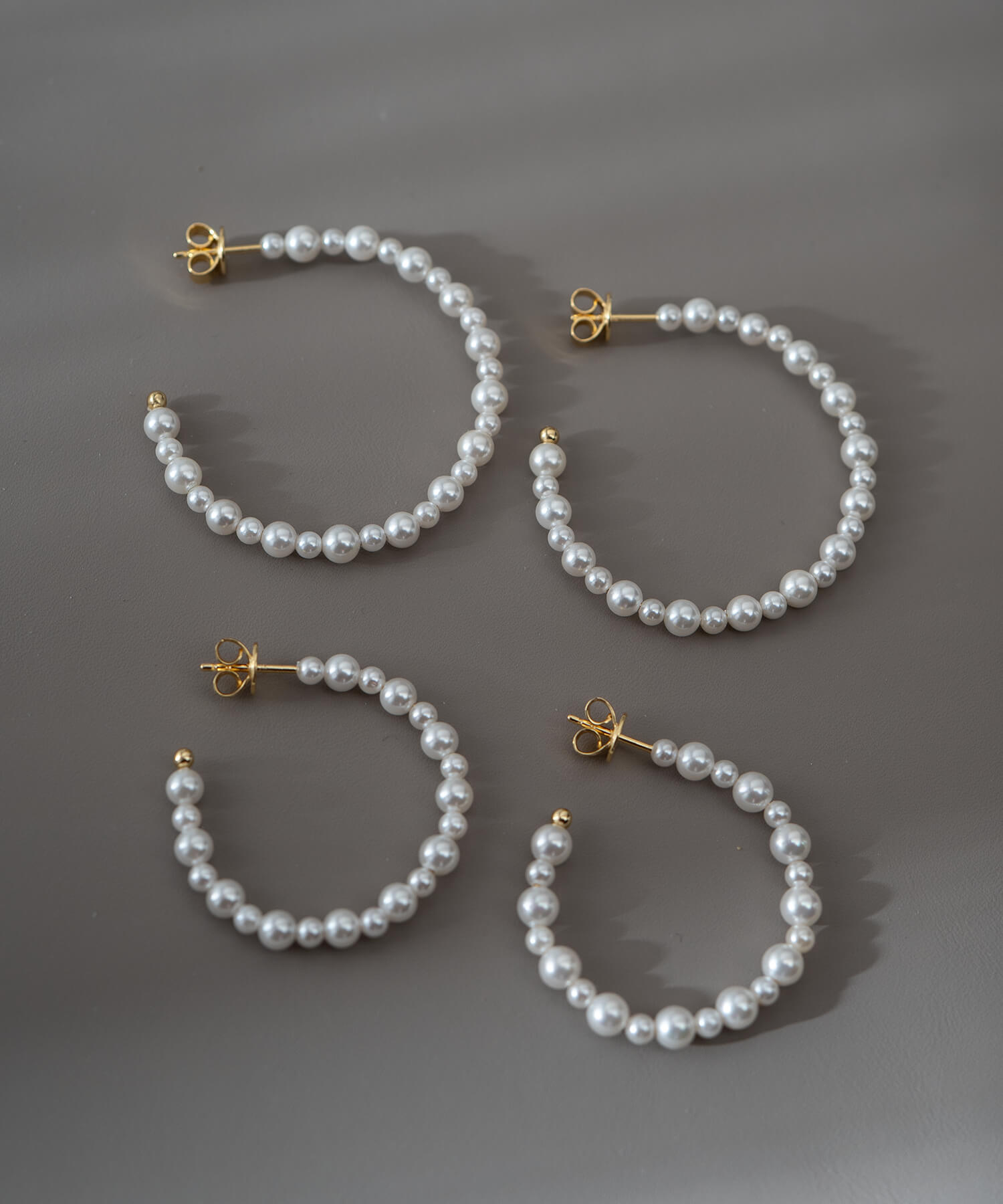 18K Gold Plated Sterling Silver Aperta Pearl Hoop Earrings | MUNE