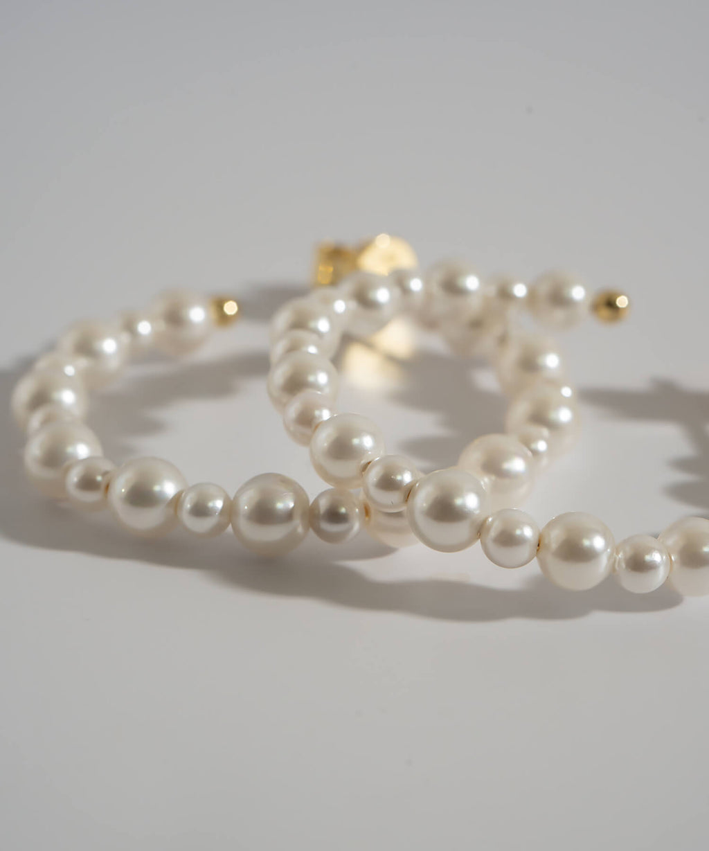 18K Gold Plated Sterling Silver Aperta Pearl Hoop Earrings | MUNE