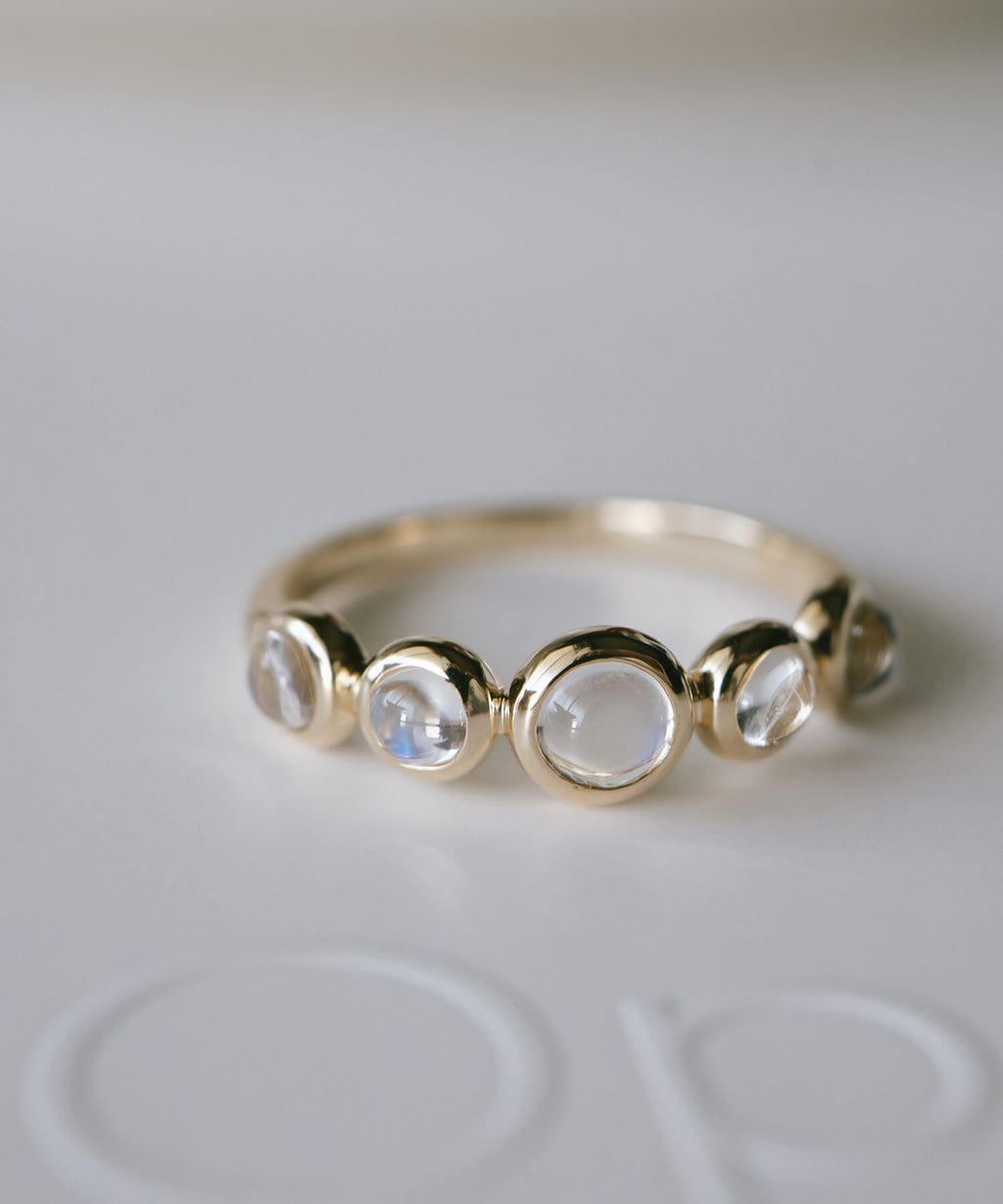 Blue Moonstone Ring | MYSTORA