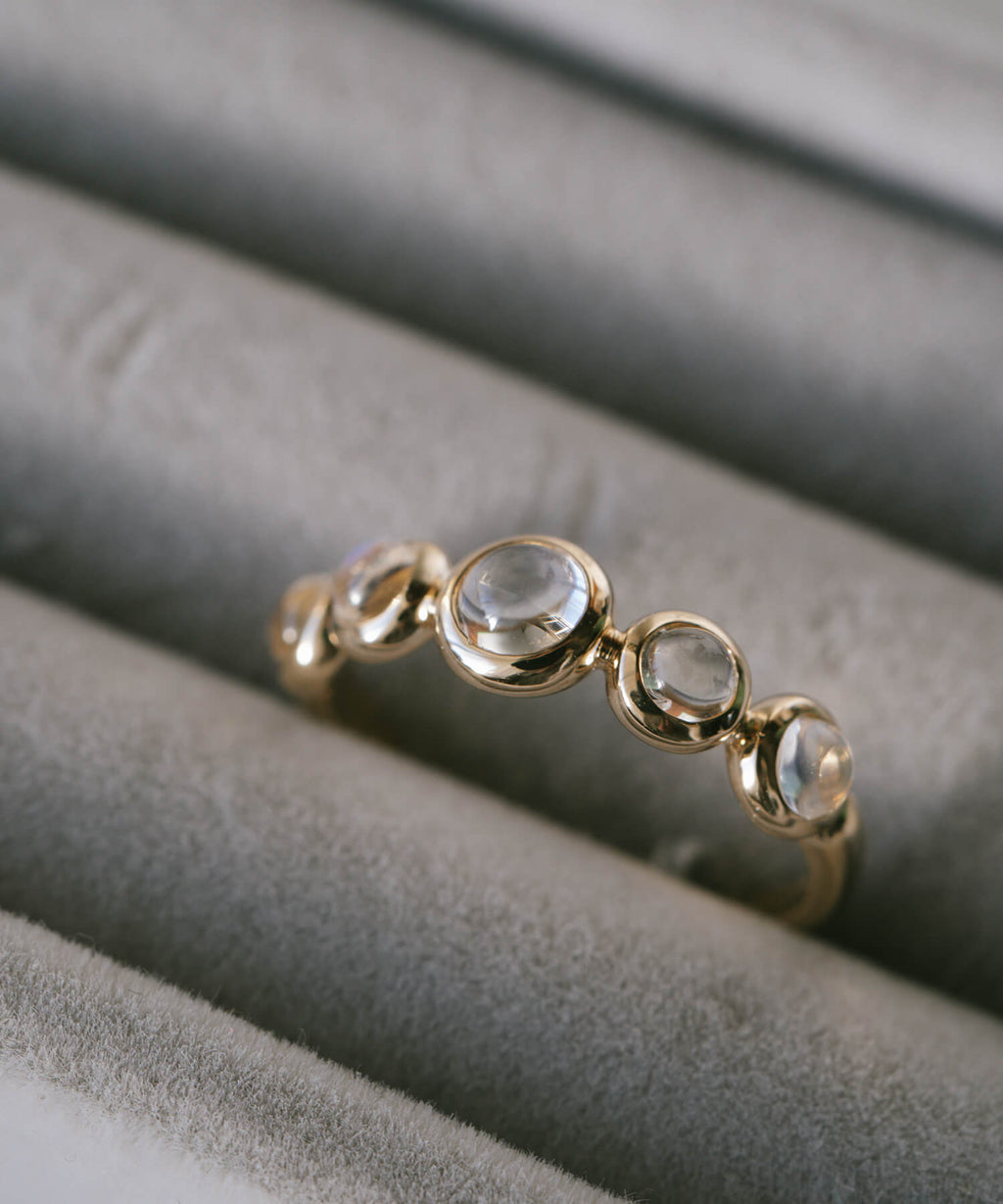 Blue Moonstone Ring | MYSTORA
