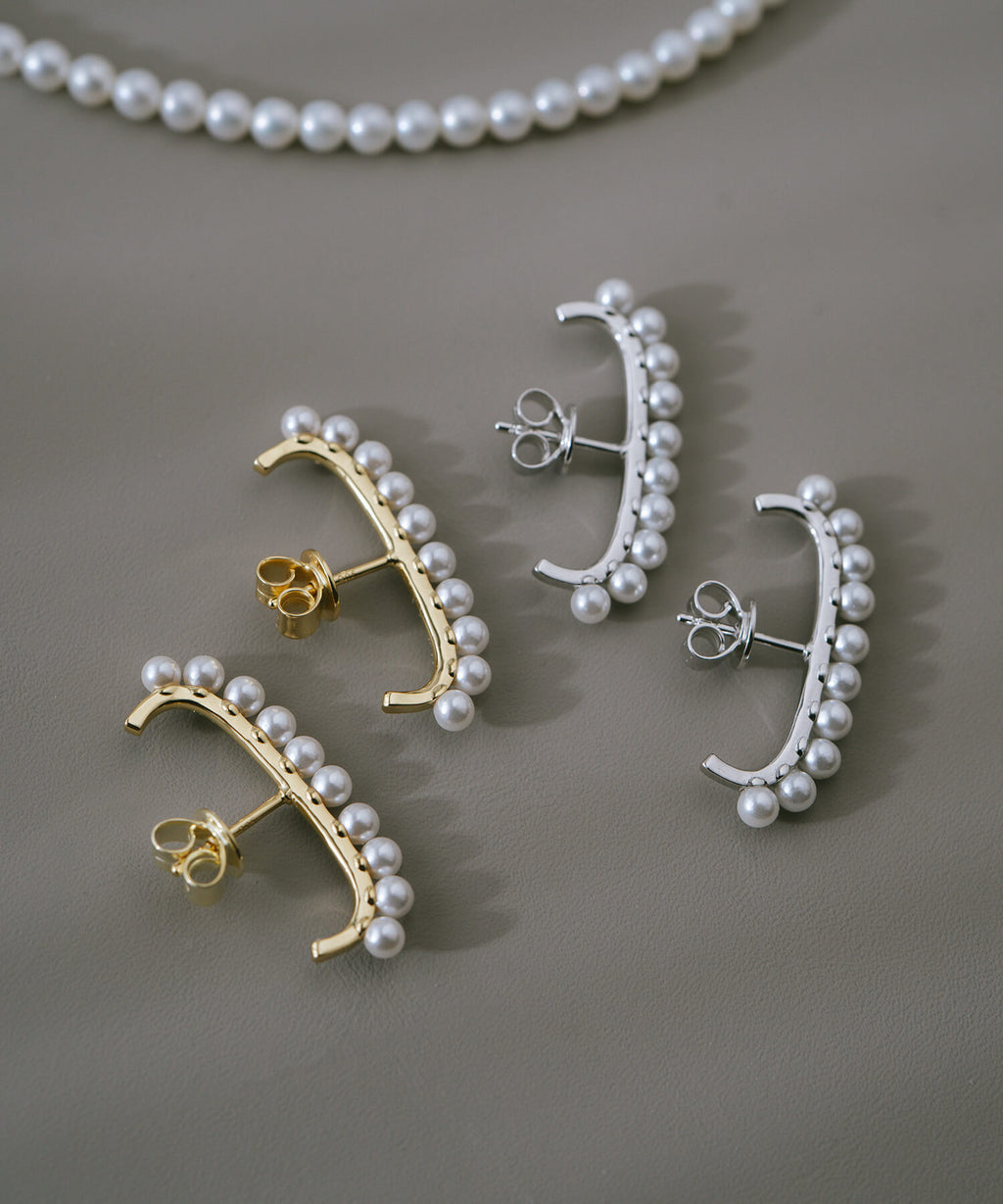 18K Gold Plated Sterling Silver Lune Bow Pearl Earrings | NELVI