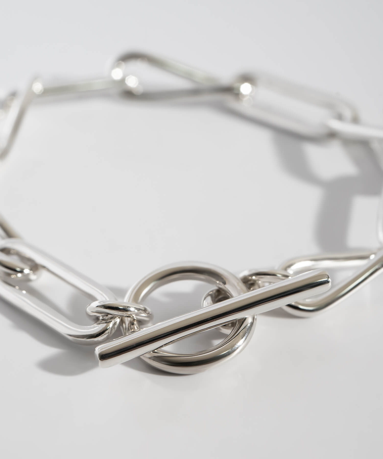18K Gold Plated Sterling Silver Twisted Link Chain Toggle Bracelet | NERIO