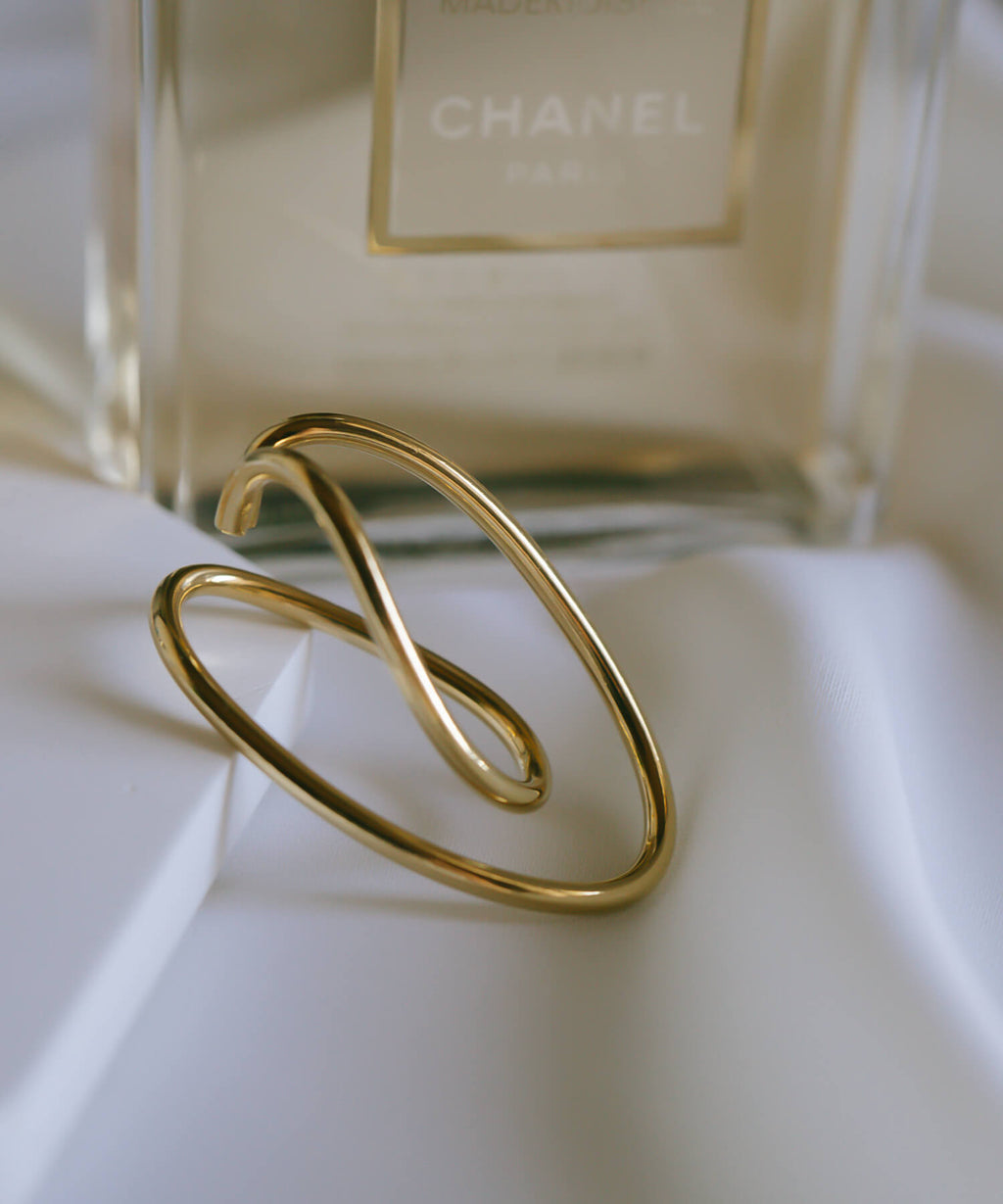 18K Gold Plated Sterling Silver Obal Oblong Earcuff | PALUNI