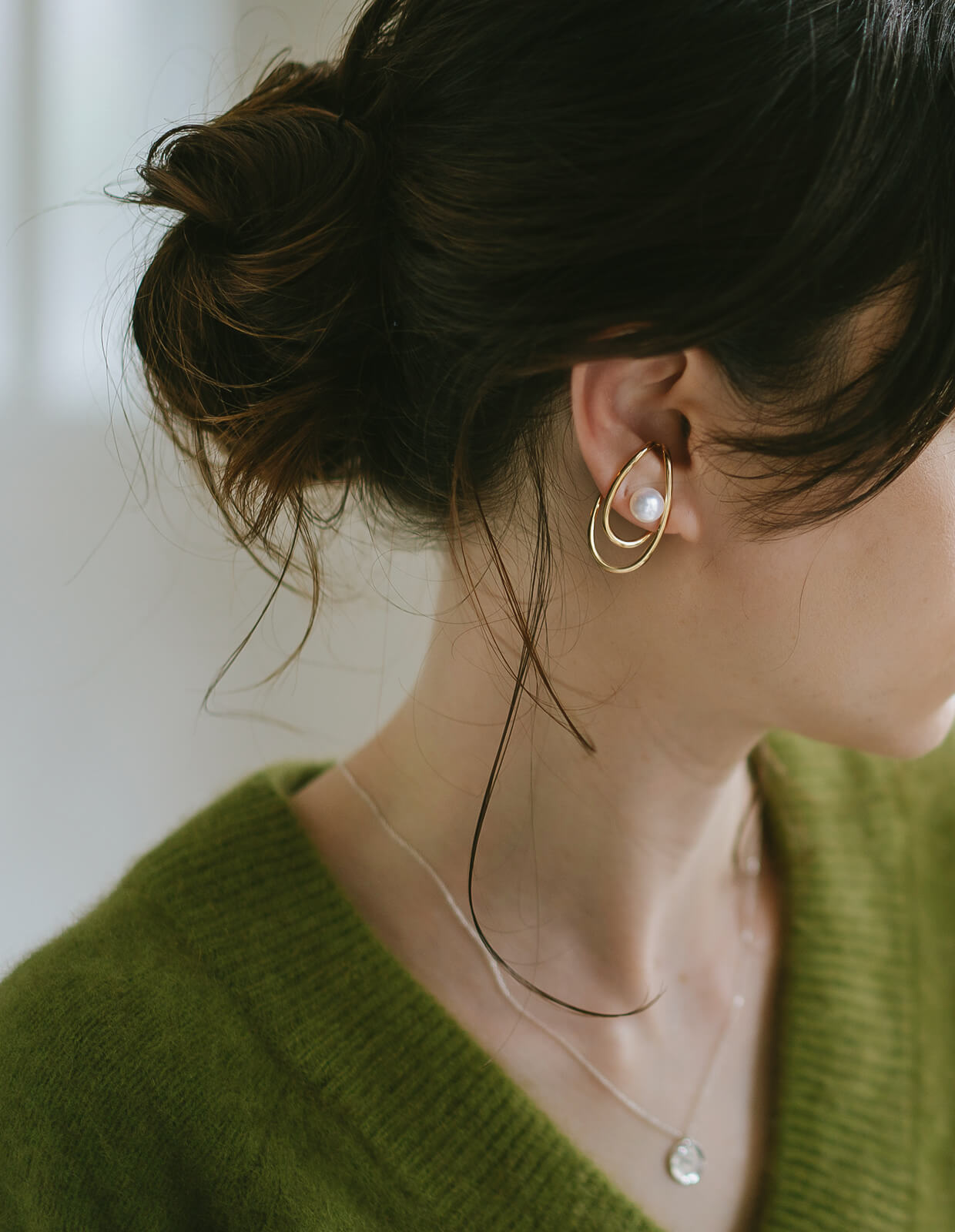 18K Gold Plated Sterling Silver Obal Oblong Earcuff | PALUNI