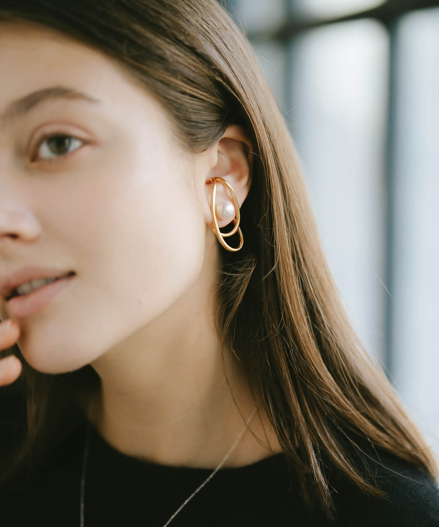 18K Gold Plated Sterling Silver Obal Oblong Earcuff | PALUNI