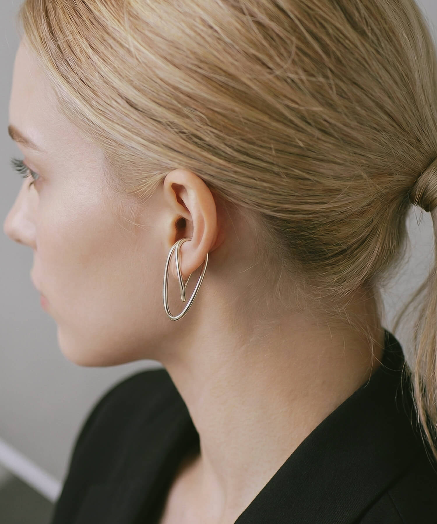 18K Gold Plated Sterling Silver Obal Oblong Earcuff | PALUNI