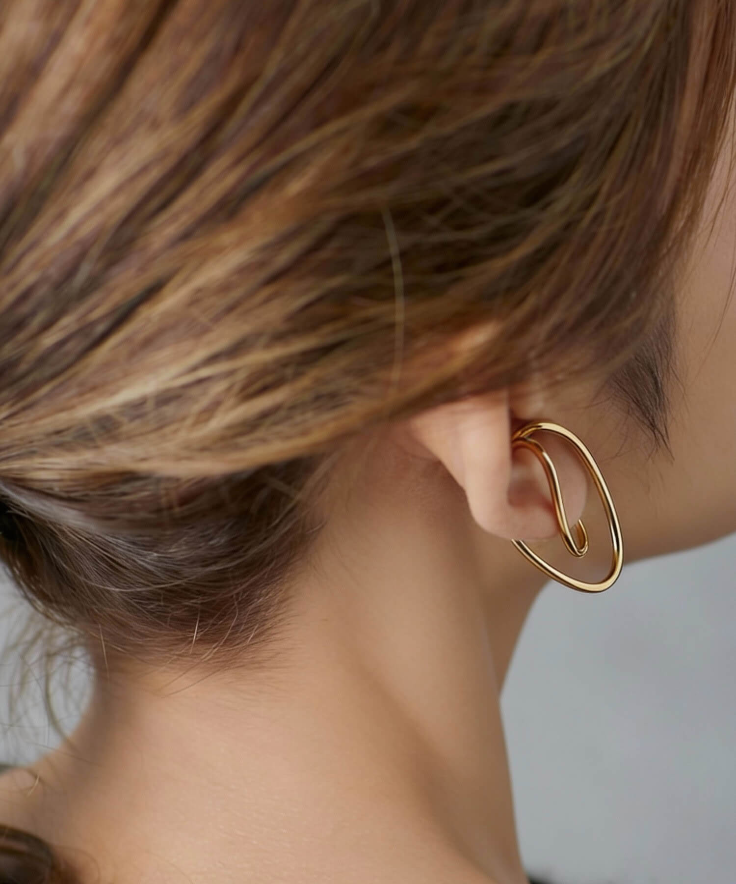 18K Gold Plated Sterling Silver Obal Oblong Earcuff | PALUNI