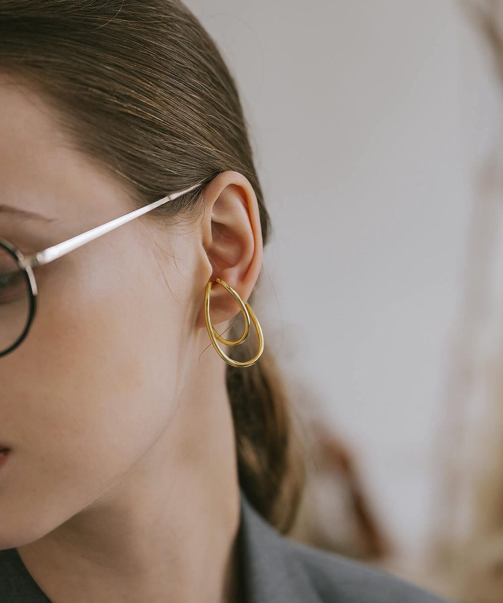 18K Gold Plated Sterling Silver Obal Oblong Earcuff | PALUNI