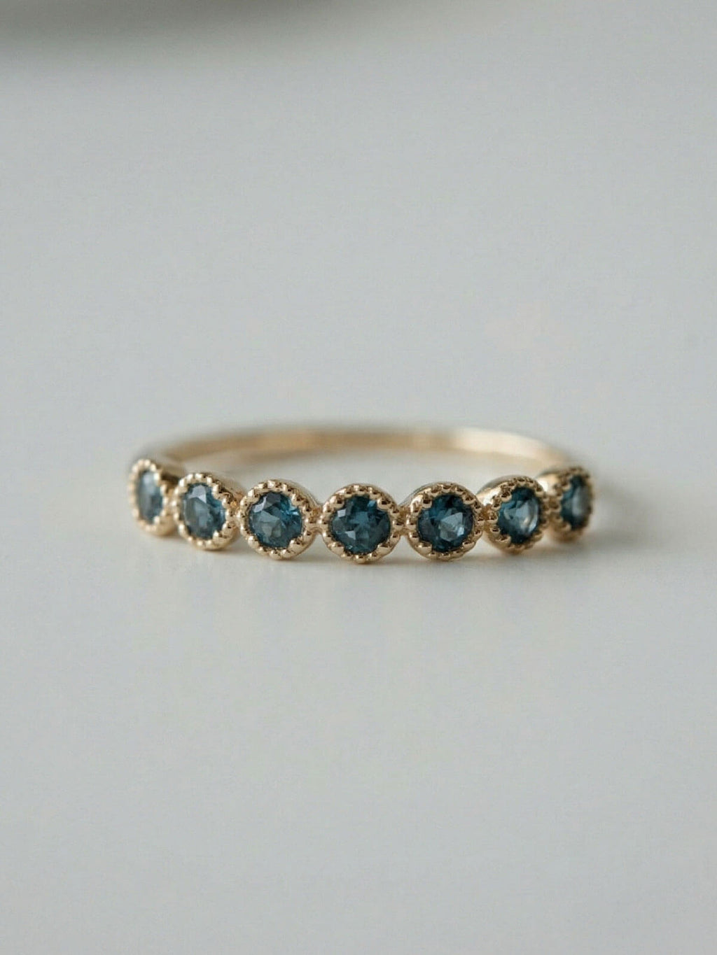 10K Gold Slim Band Gemstone Accent Ring | PALVE-AZUR