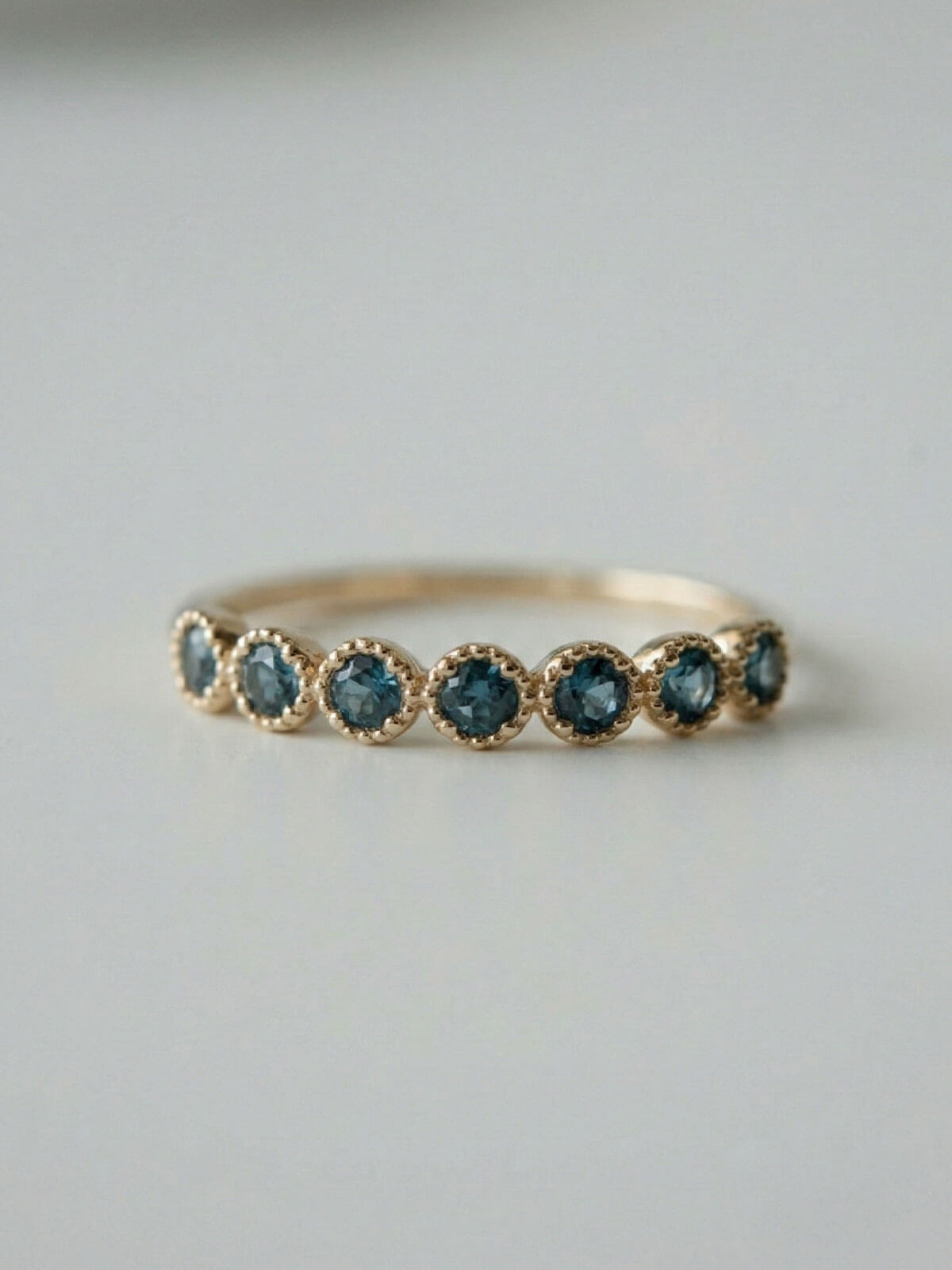 10K Gold Slim Band Gemstone Accent Ring | PALVE-AZUR