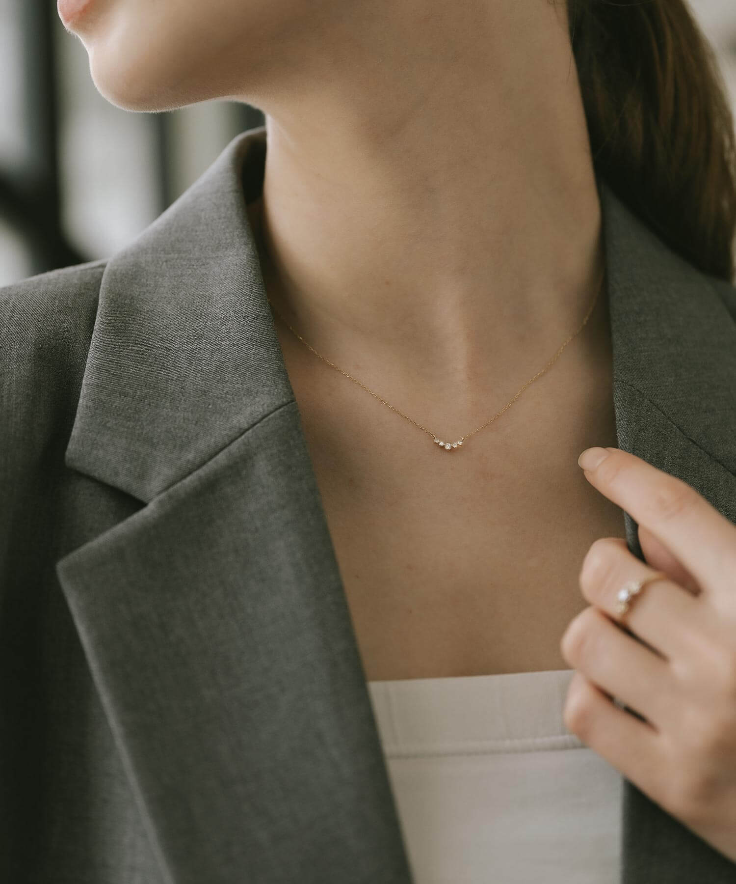 10K Gold Classic Five Stone Diamond Necklace | PALVE-THORN