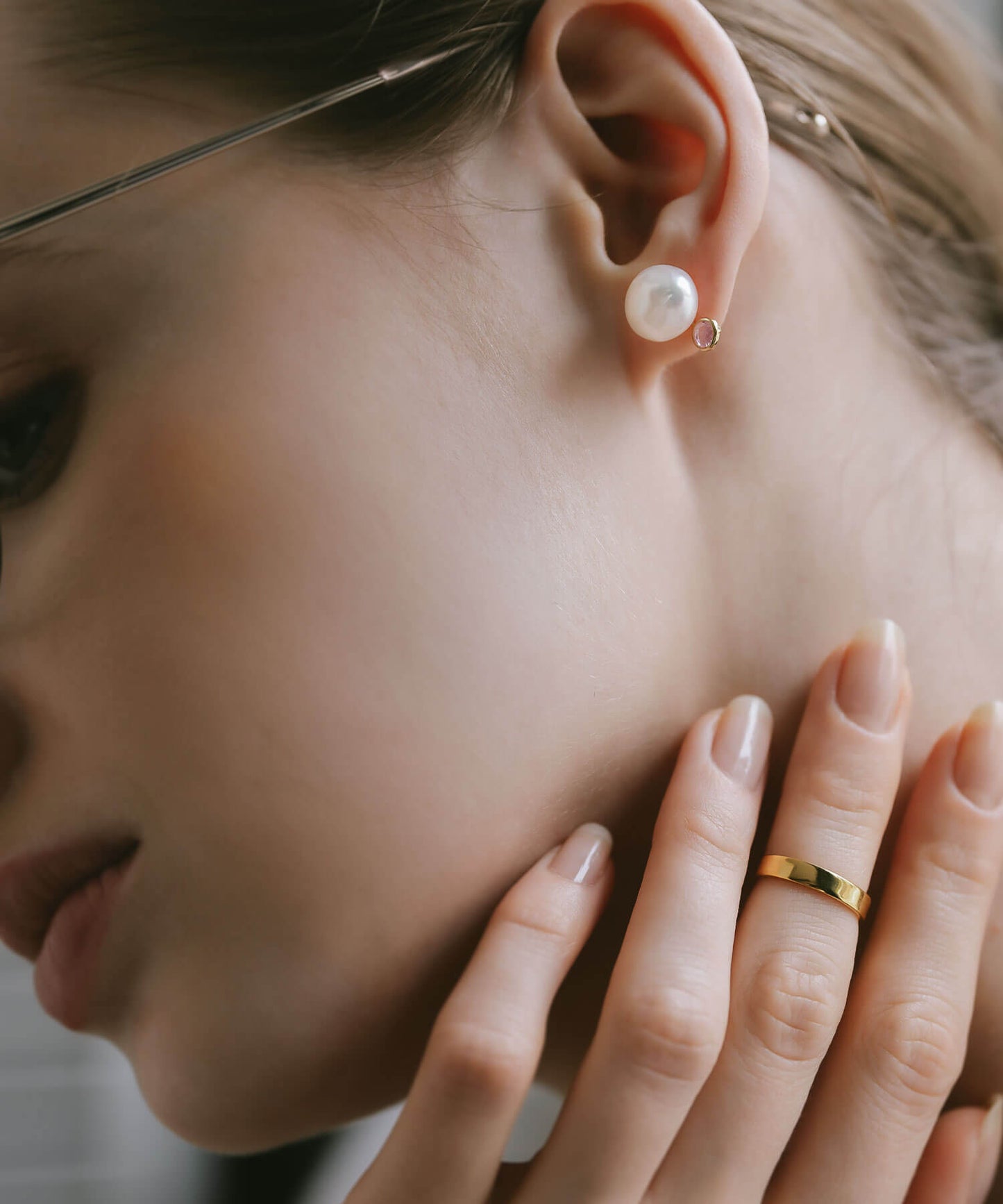 K10 Pearl and Gemstone Drop Earrings | PERLE-STILLA-PE