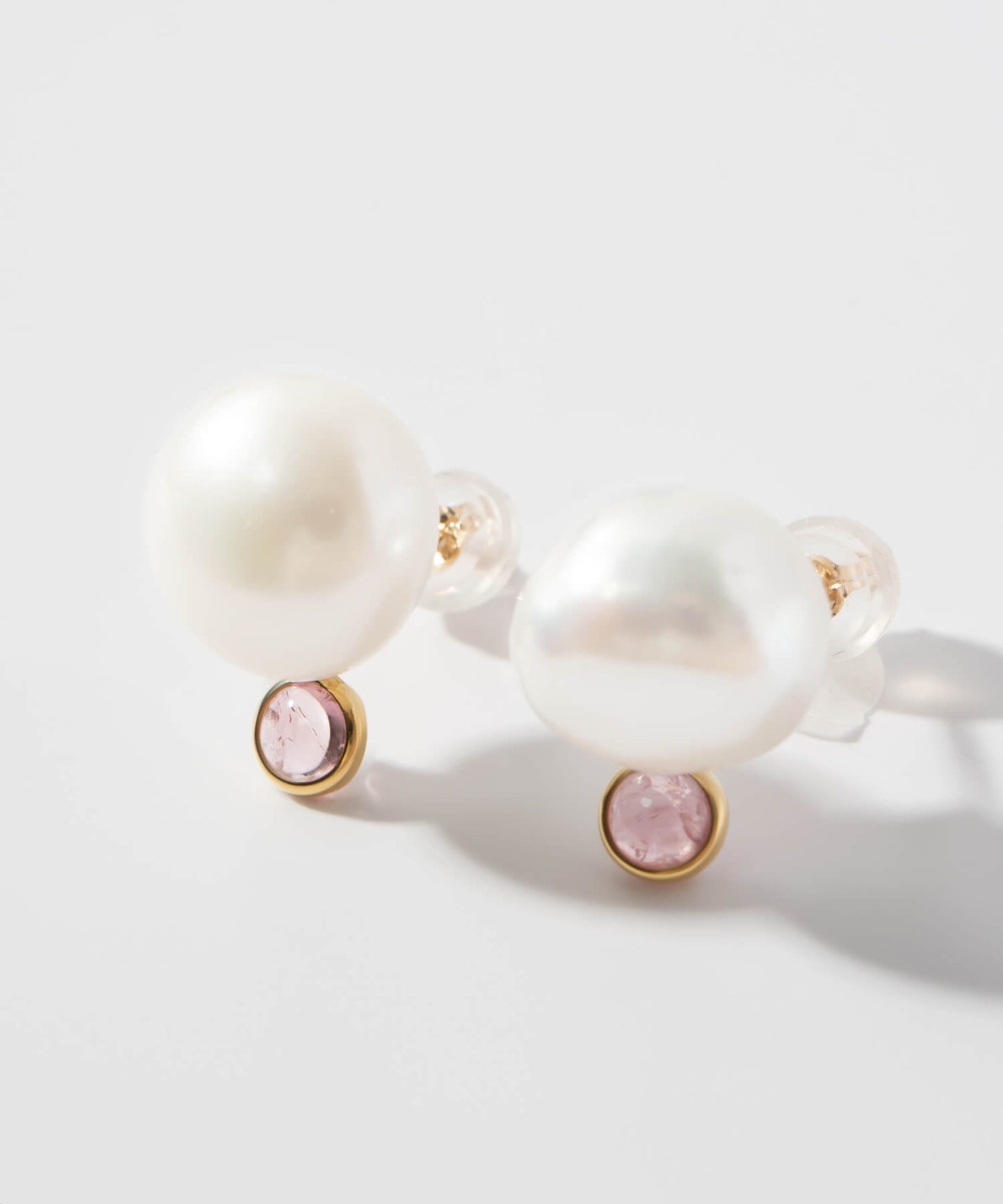K10 Pearl and Gemstone Drop Earrings | PERLE-STILLA-PE