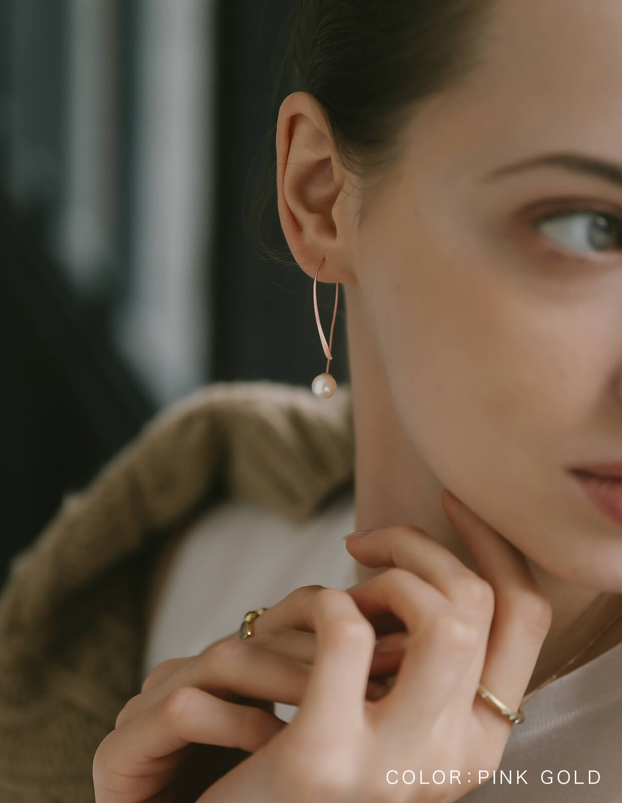 18K Gold Almond Hoop Earrings | GOUCCIA