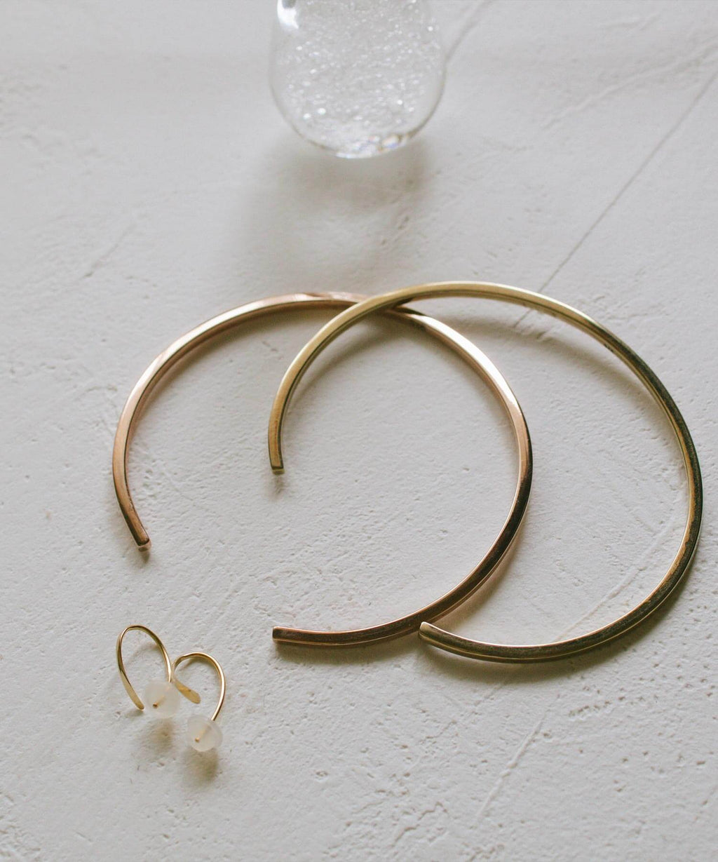 18K Gold Plated Sterling Silver Elegant Slim Plane Bangle | PIANTA