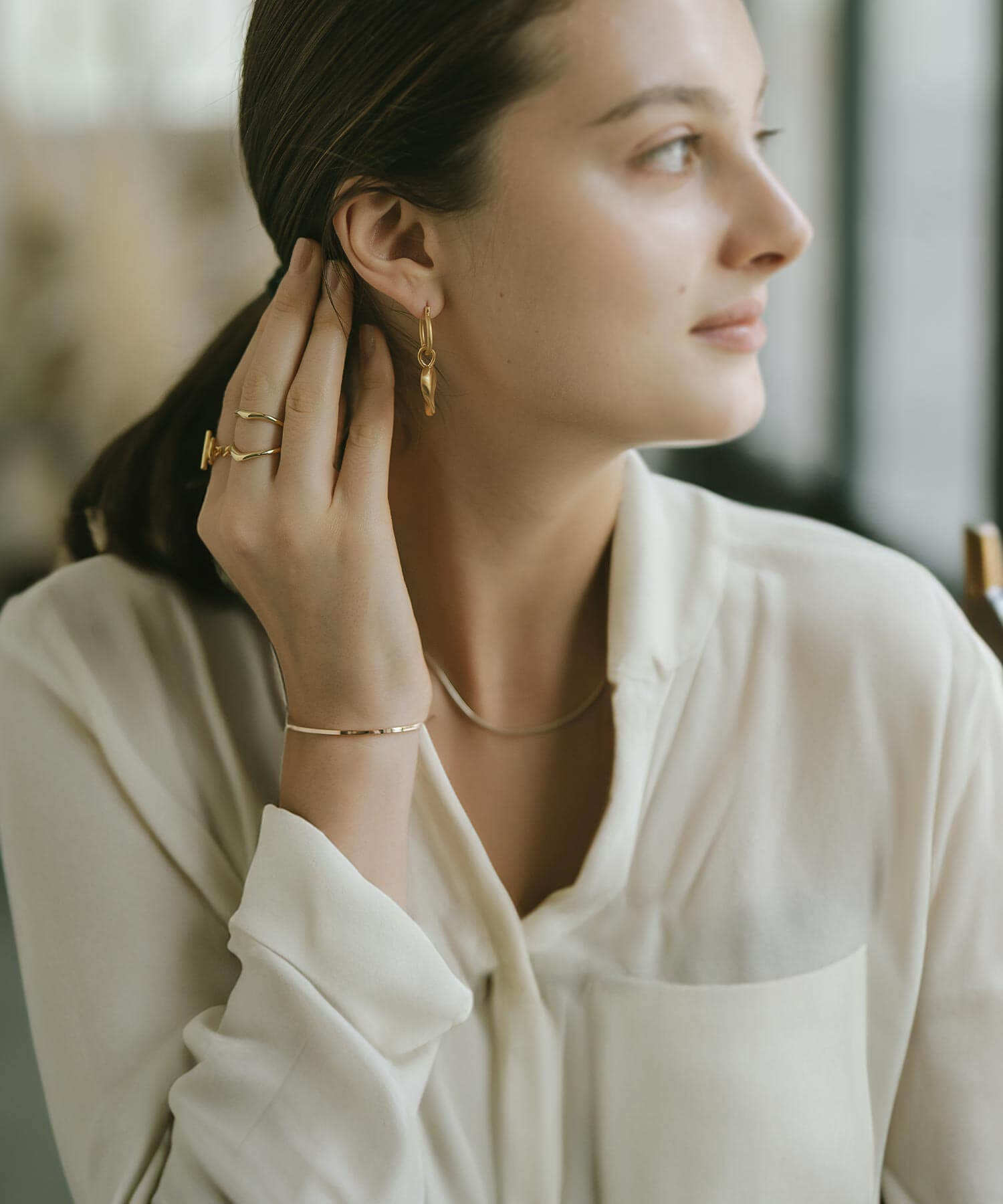 18K Gold Plated Sterling Silver Elegant Slim Plane Bangle | PIANTA