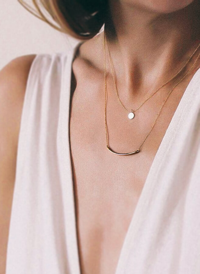 18K Gold Plated Sterling Silver Smile Line Bar Necklace | TIGO