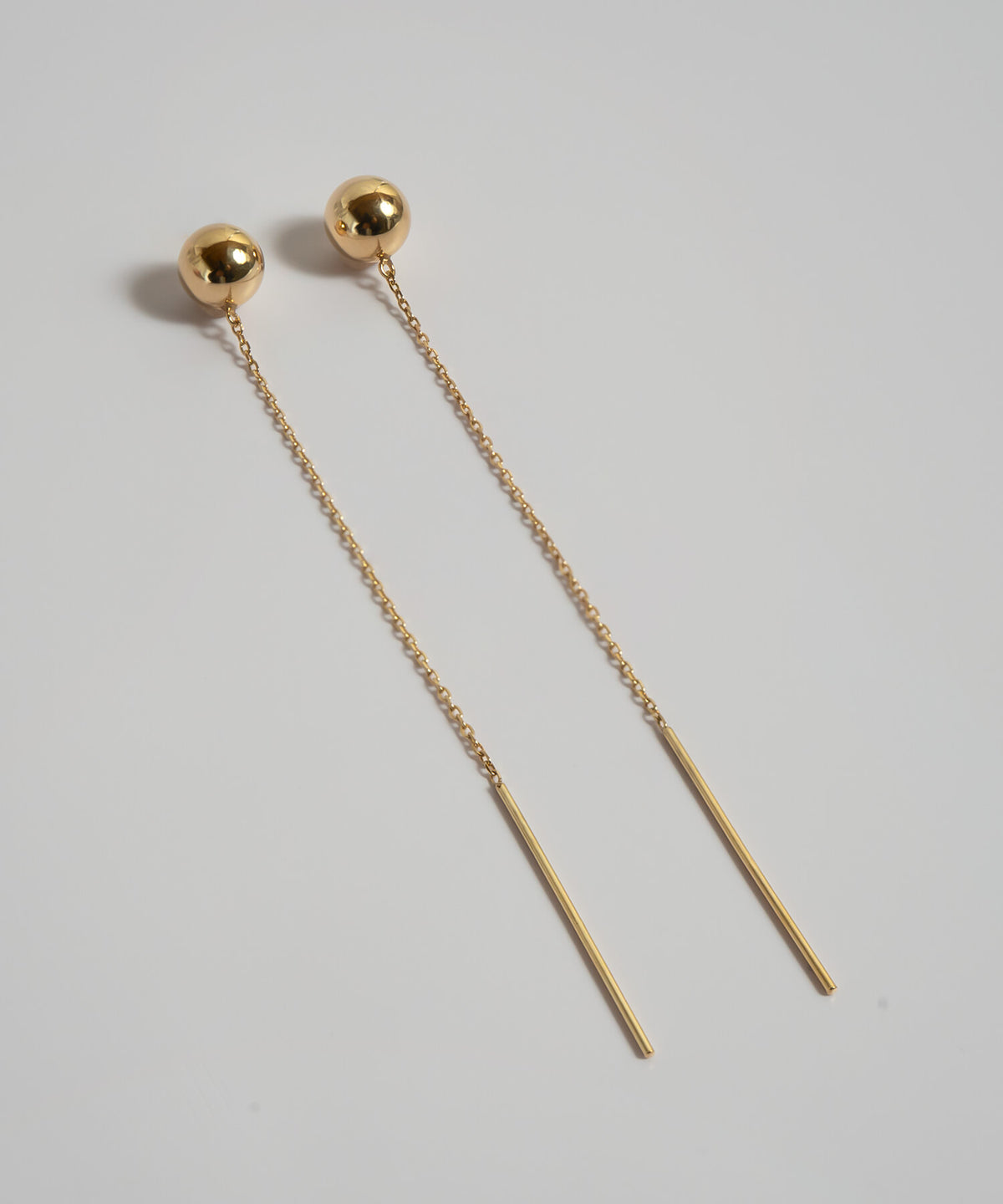 18K gold hanging ball chain earrings 6.5cm | PRENDOR-SHORT