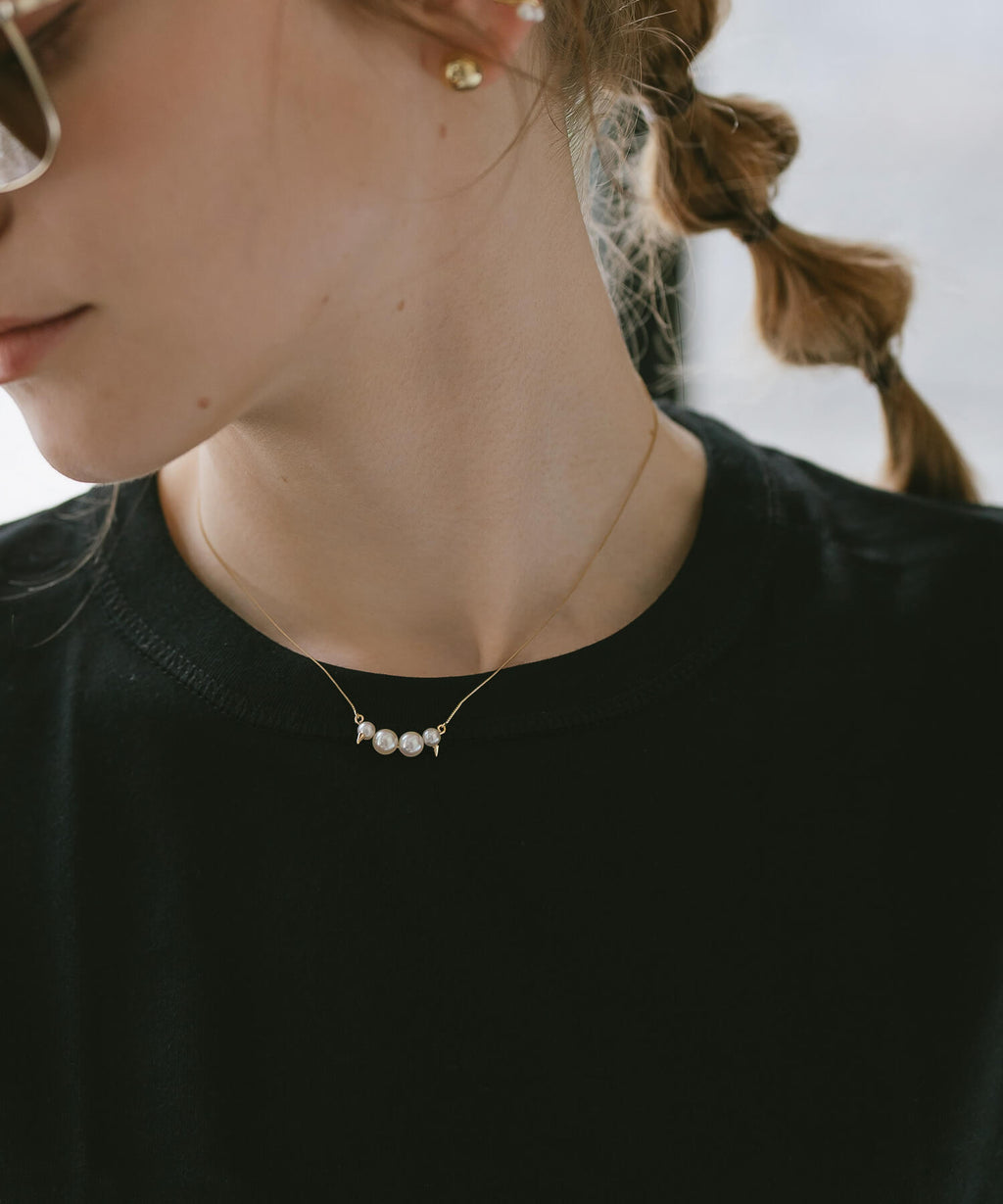 Spike Studs Pearl Necklace | QUATLUNE