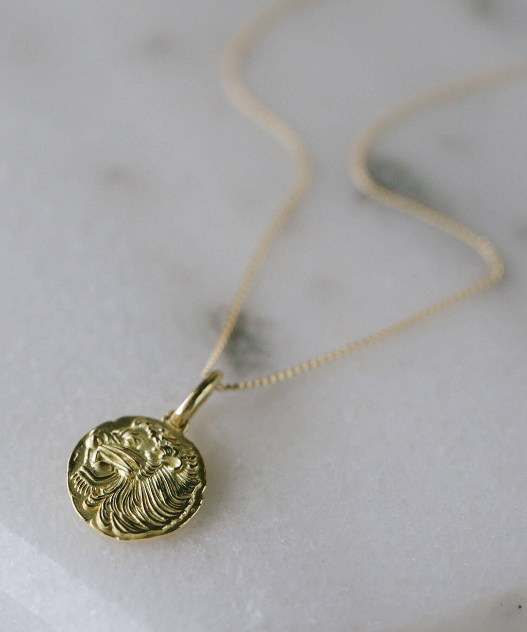 10K Gold Ancient Lion Coin Necklace | RAFOLIO-LEONE