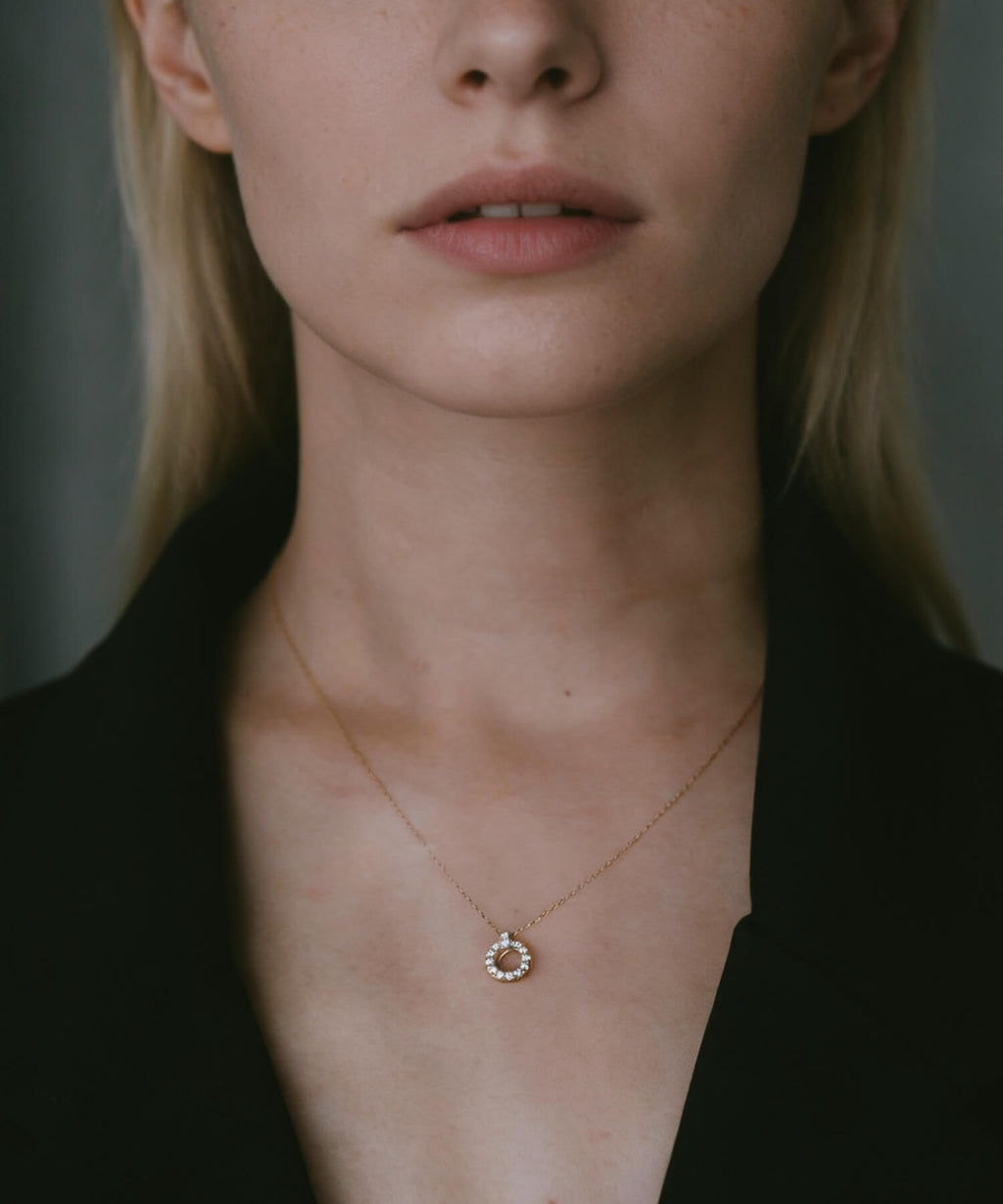Halo Diamond Necklace | RONERI