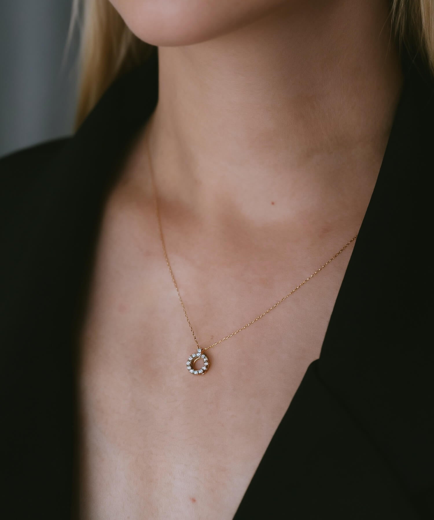 Halo Diamond Necklace | RONERI