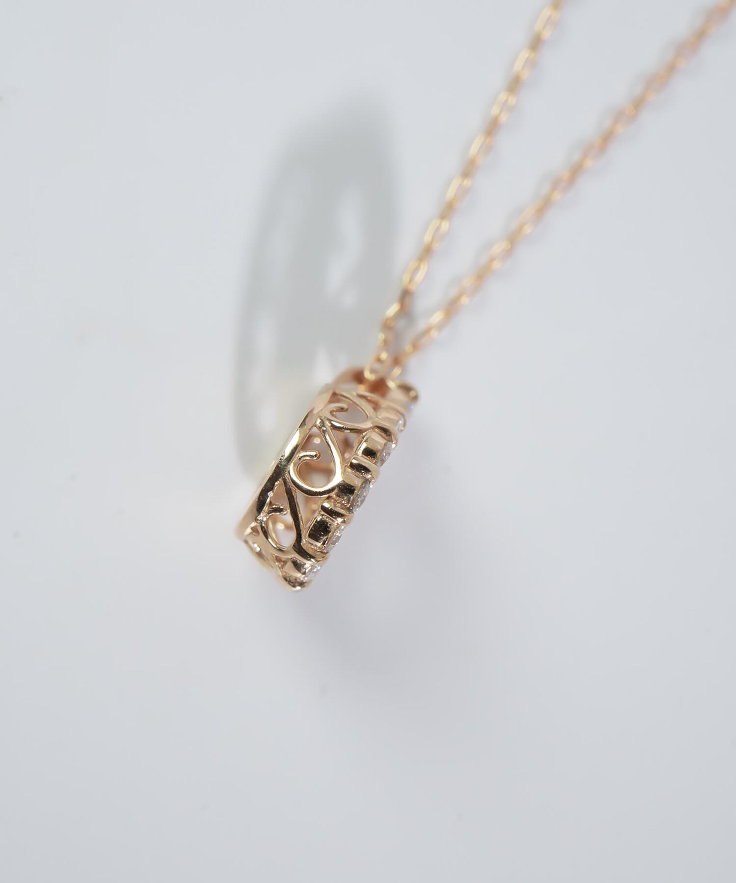 Halo Diamond Necklace | RONERI-NK