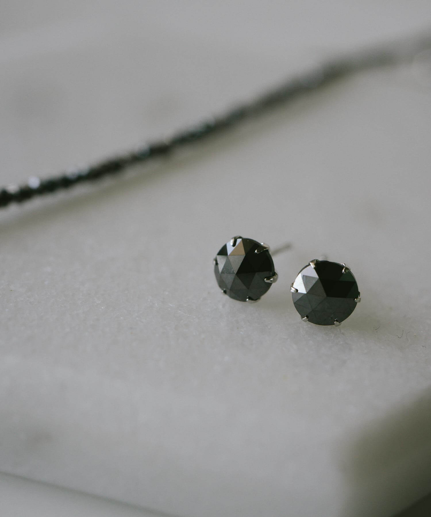 Black Diamond Platinum Studs Earrings | ROSA-NOTTE
