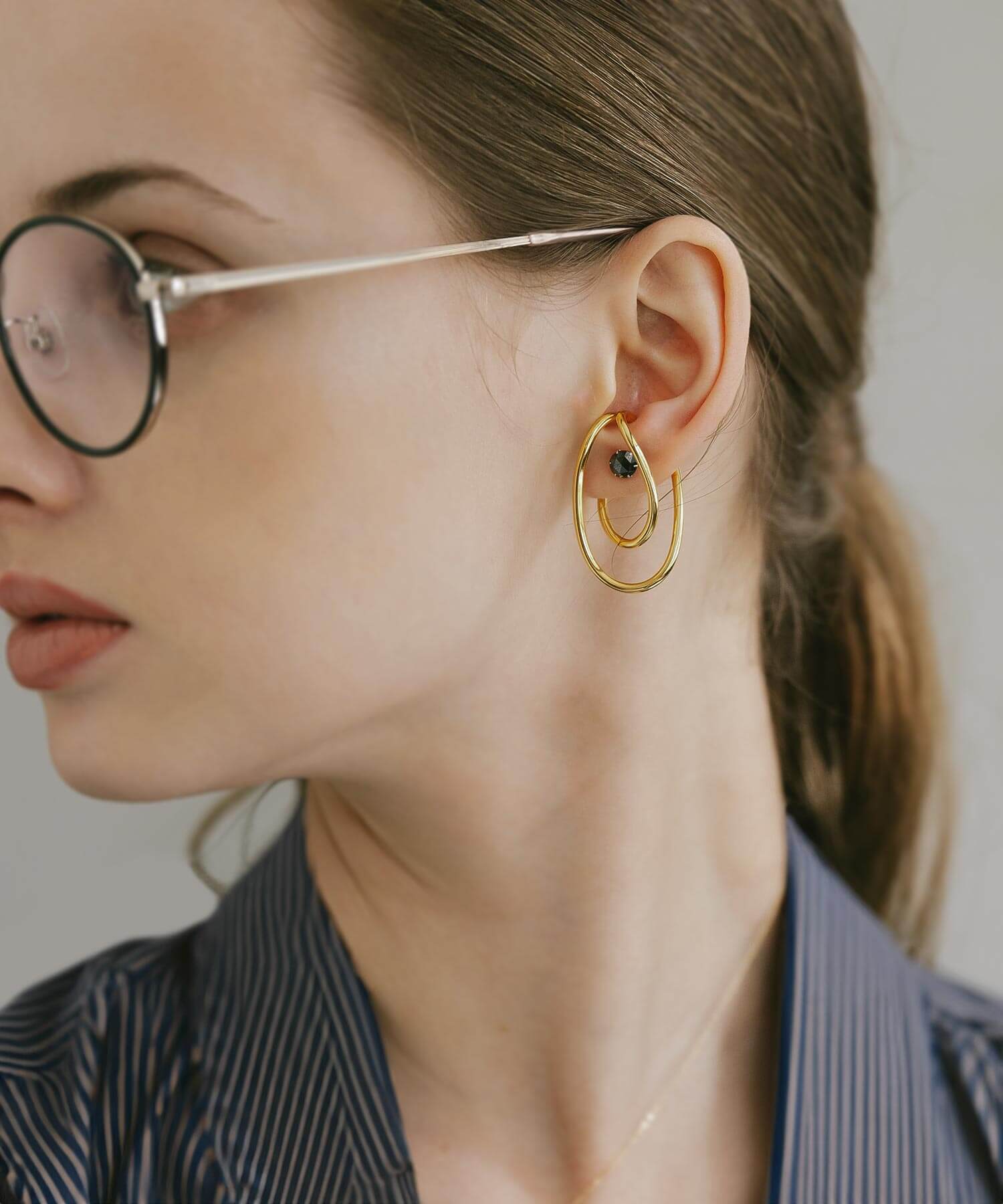 Black Diamond Platinum Studs Earrings | ROSA-NOTTE