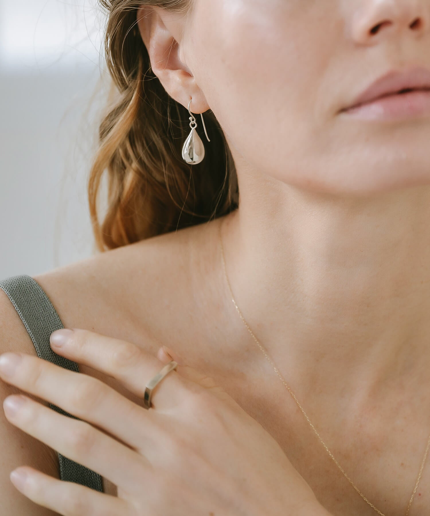 18K Gold Plated Sterling Silver Dangle Drop Pierce | QATRA