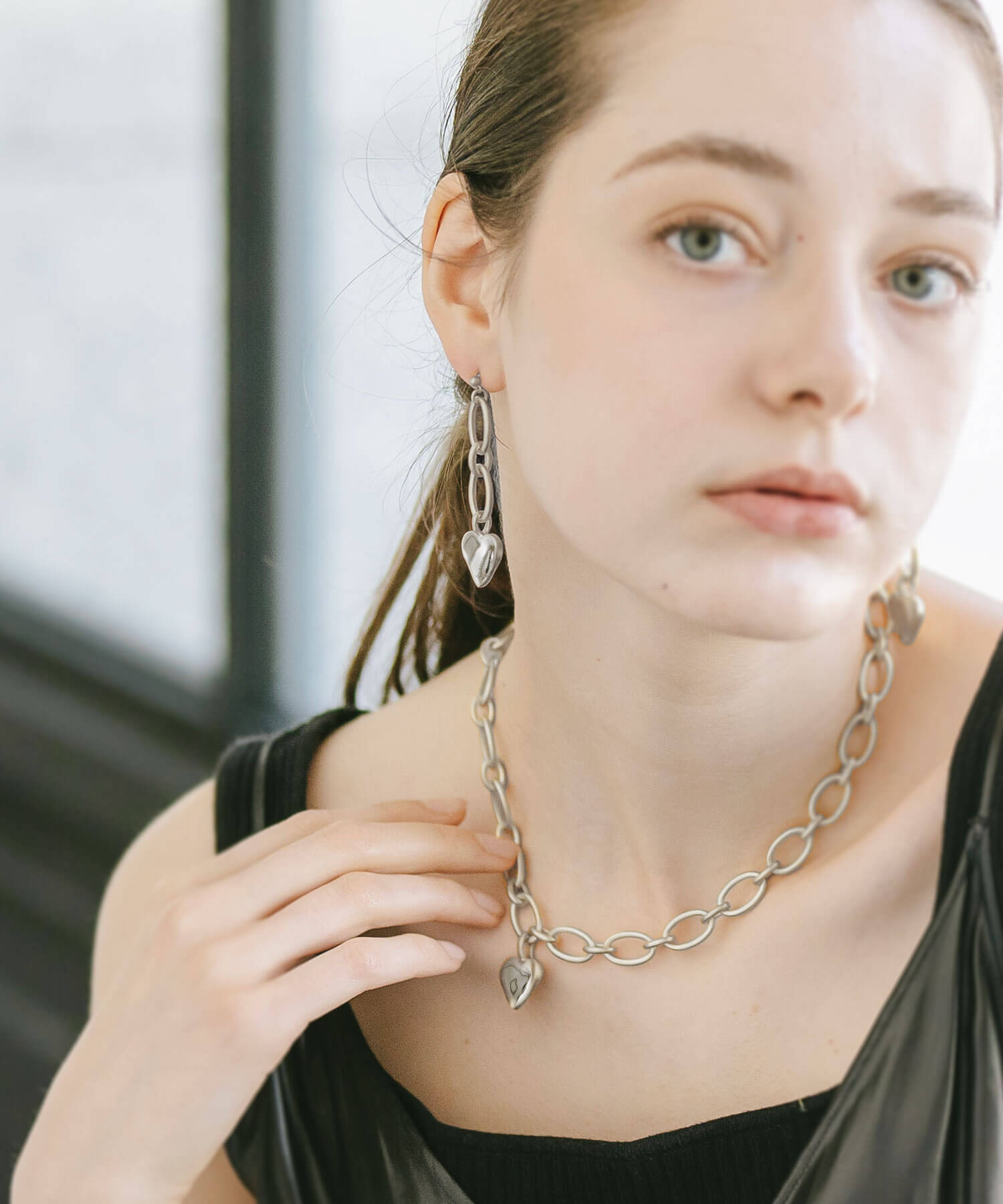 Heart Chain Earrings | MELLOW HEART CHAIN