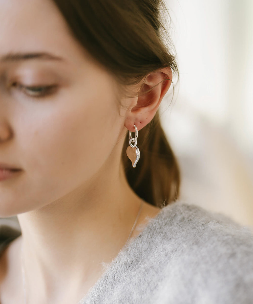 Plump Heart Hoop Earrings | MELLOW HEART