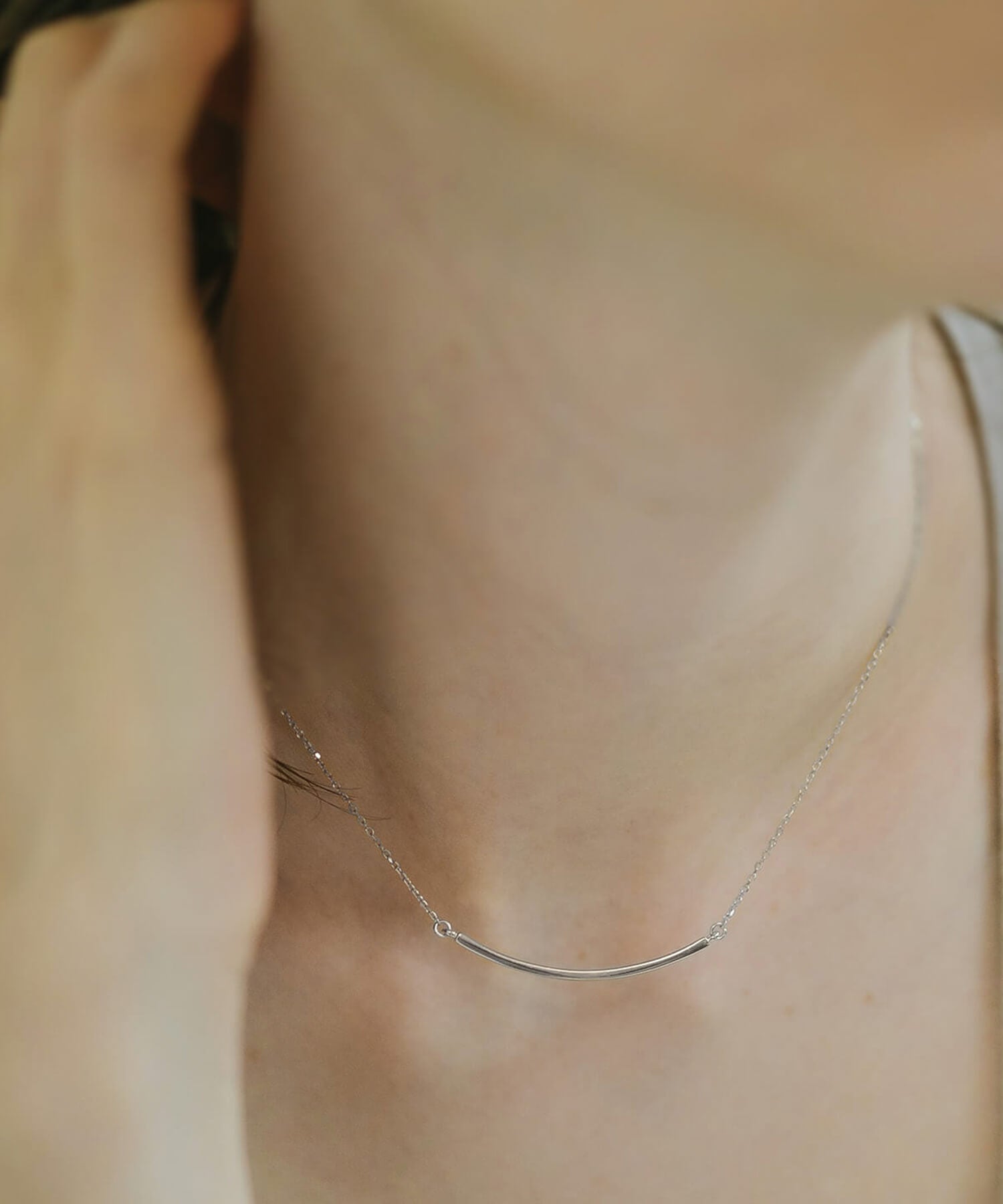 18K Gold Plated Sterling Silver Smile Line Bar Necklace | TIGO