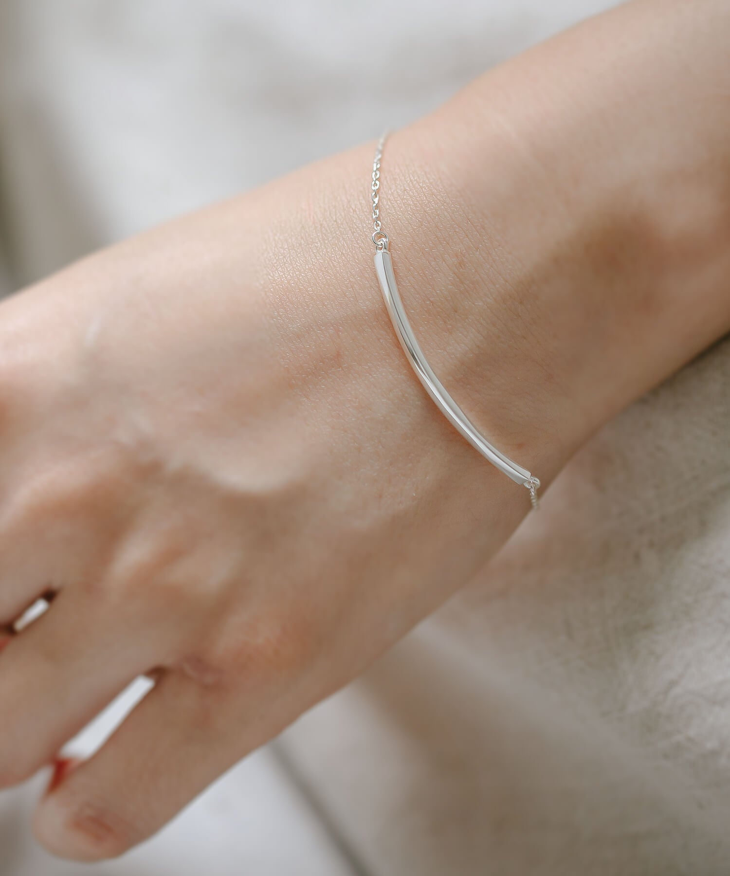 18K Gold Plated Sterling Silver Minimal Skinny Bar Bracelet | TIGO