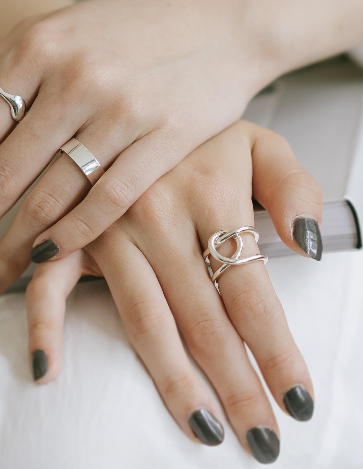 Infinity Cross Ring | INOAR