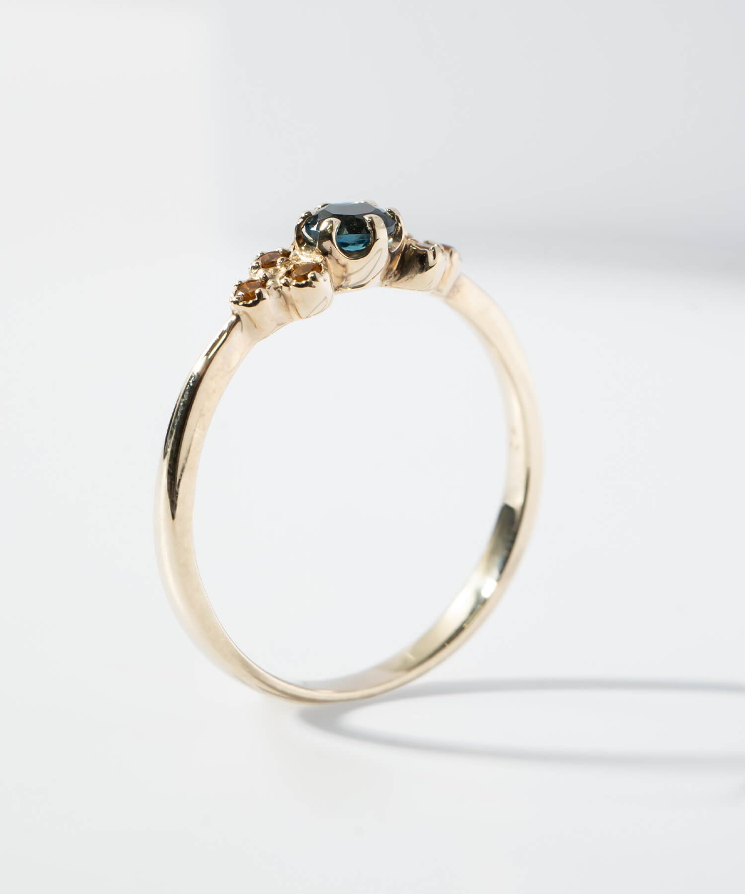 10K Gold Dainty Clover Gemstone Ring | TERRA-CLAVA